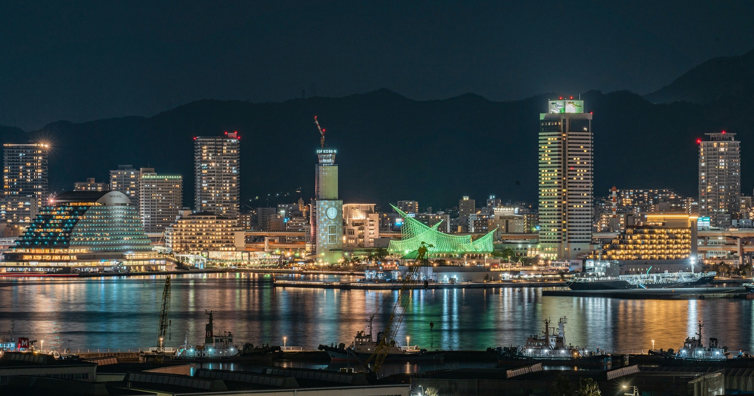 2025-07-photo-poster-project-in-kobe-august-cover-image