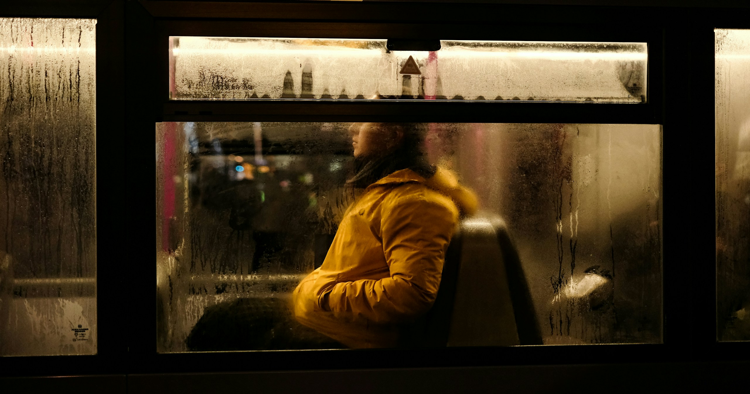 Threads 発掘企画 | find new pieces『yellow』| まだ見ぬ才能に出会う | Focus #746