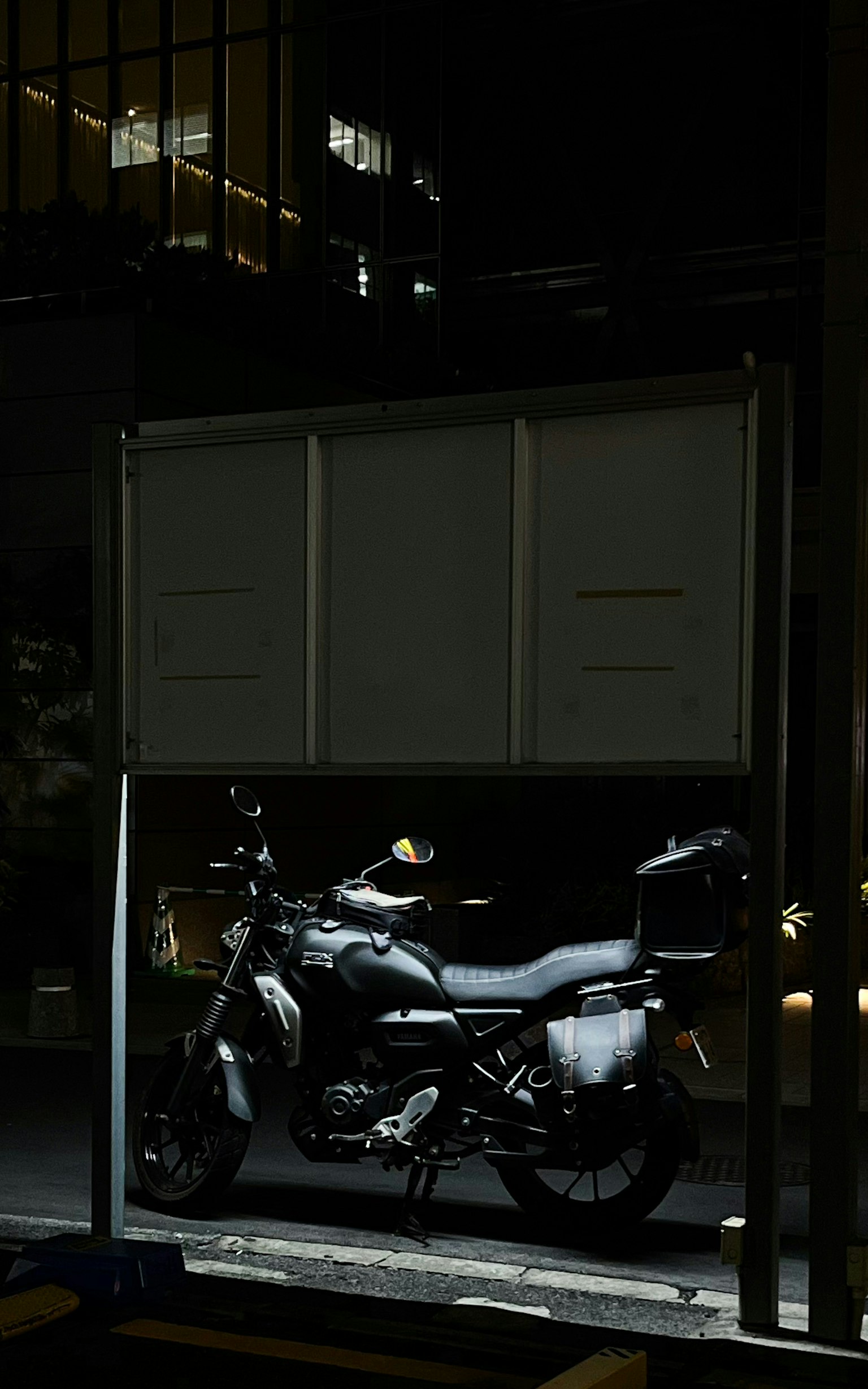 2025-07-smartphone-image-5