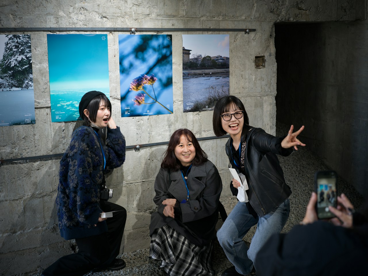 photo poster project | Der Moment, in dem das Licht in der Stille intensiver wird von Ta-maru | ISSUE #223