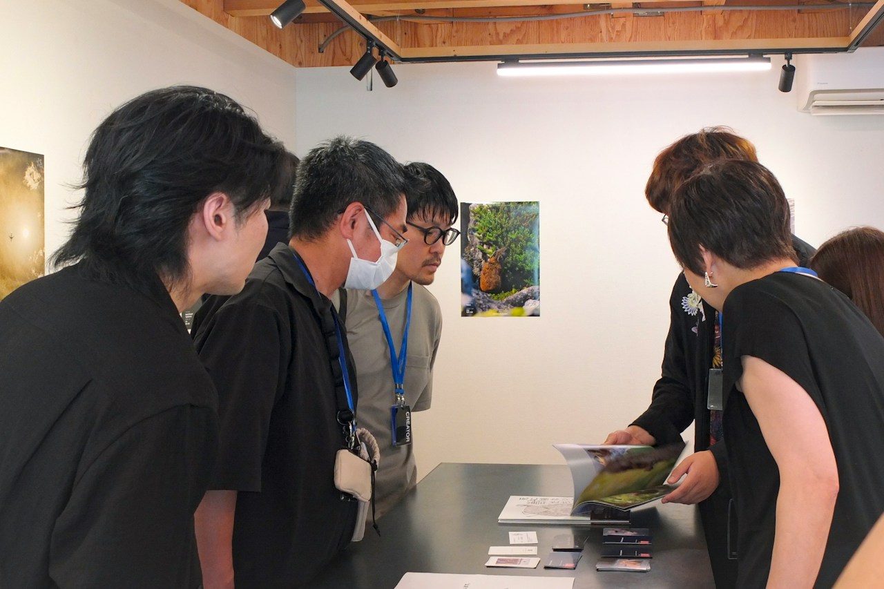 photo poster project | SNSではわからない部分に触れる by retar | ISSUE #87