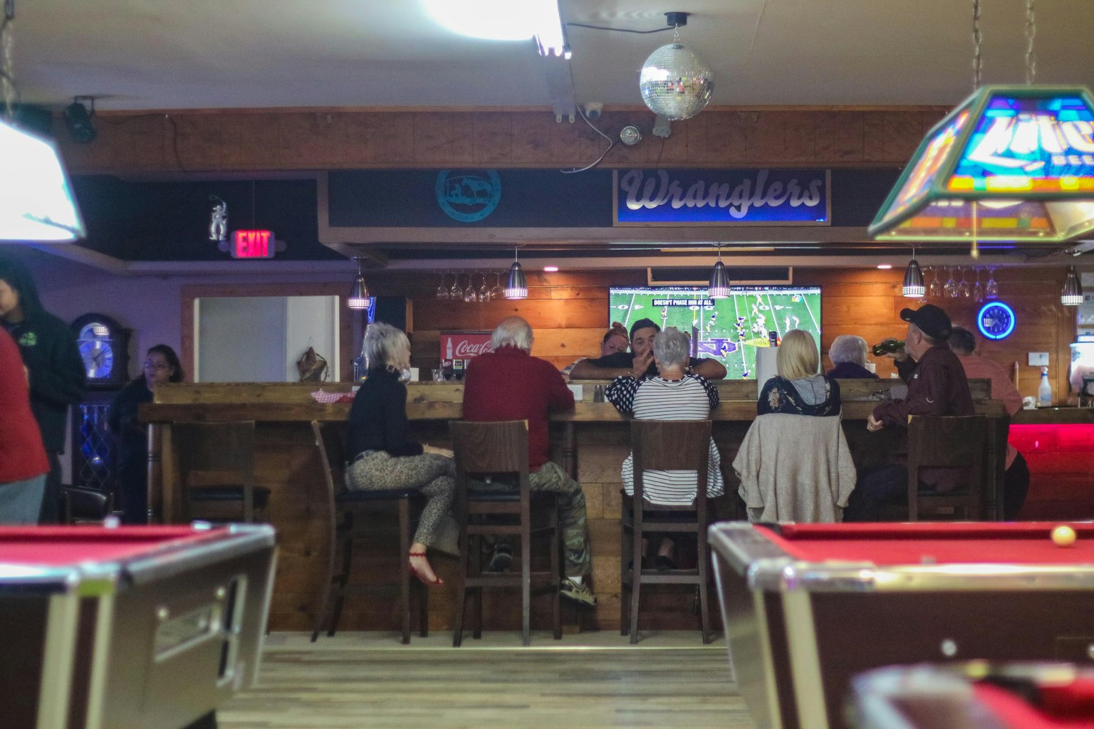 2023-10-oliver-bin-image-18