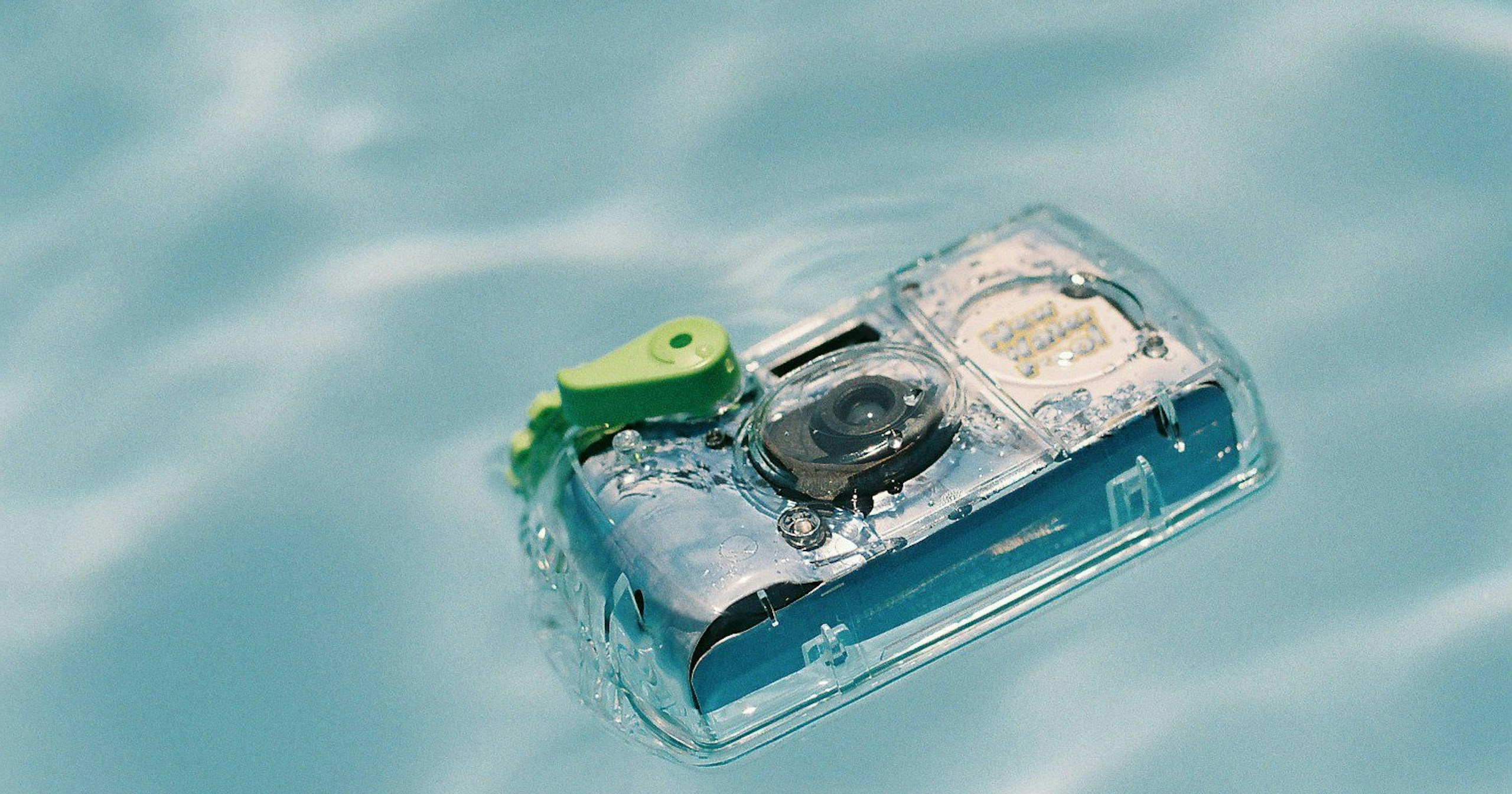 Perfect for Water and Outdoor! A Guide to Waterproof Cameras and How to Choose Them | Knowledge #223