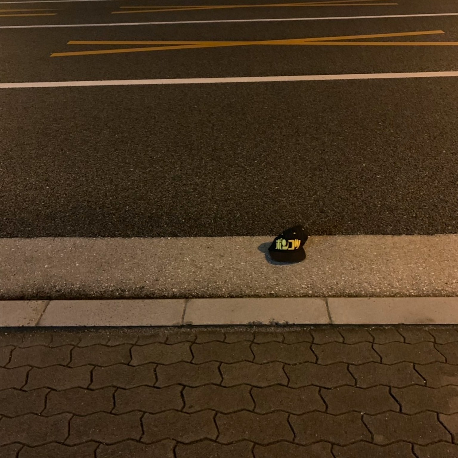 2023-09-mysterious-streetscape-award-cover-image