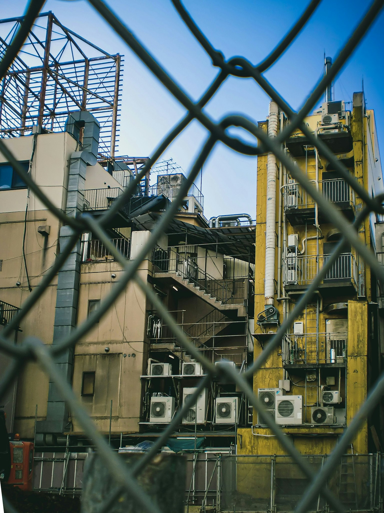 2025-10-digital-nostalgia-in-photography-image-12