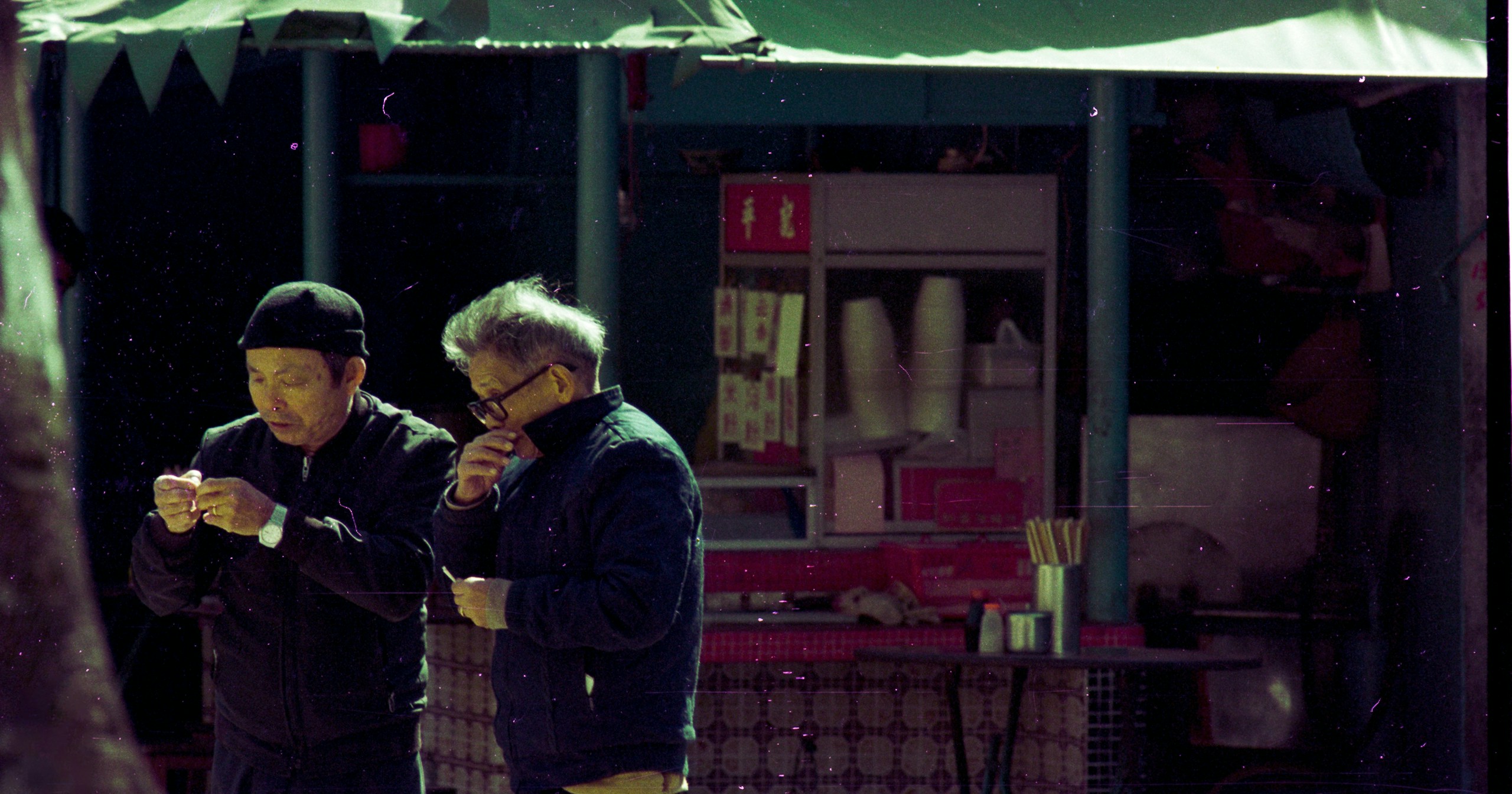 Read Your Photography | 光に包まれた、40年前の記憶 | Focus #753