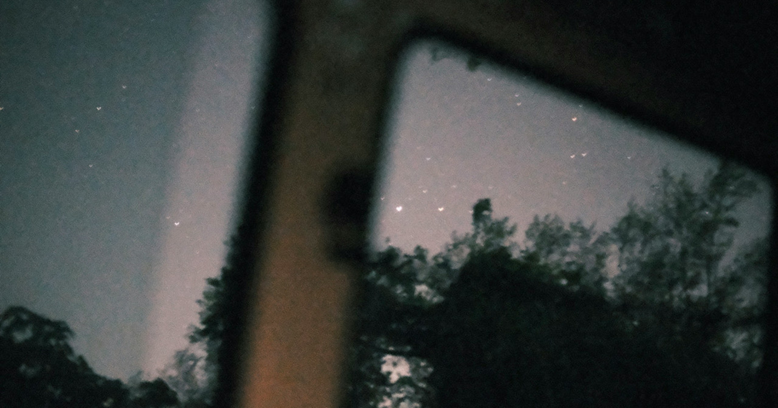 Comment photographier avec un film la nuit ? Conseils pour les prises de vue en basse lumière | Focus #186