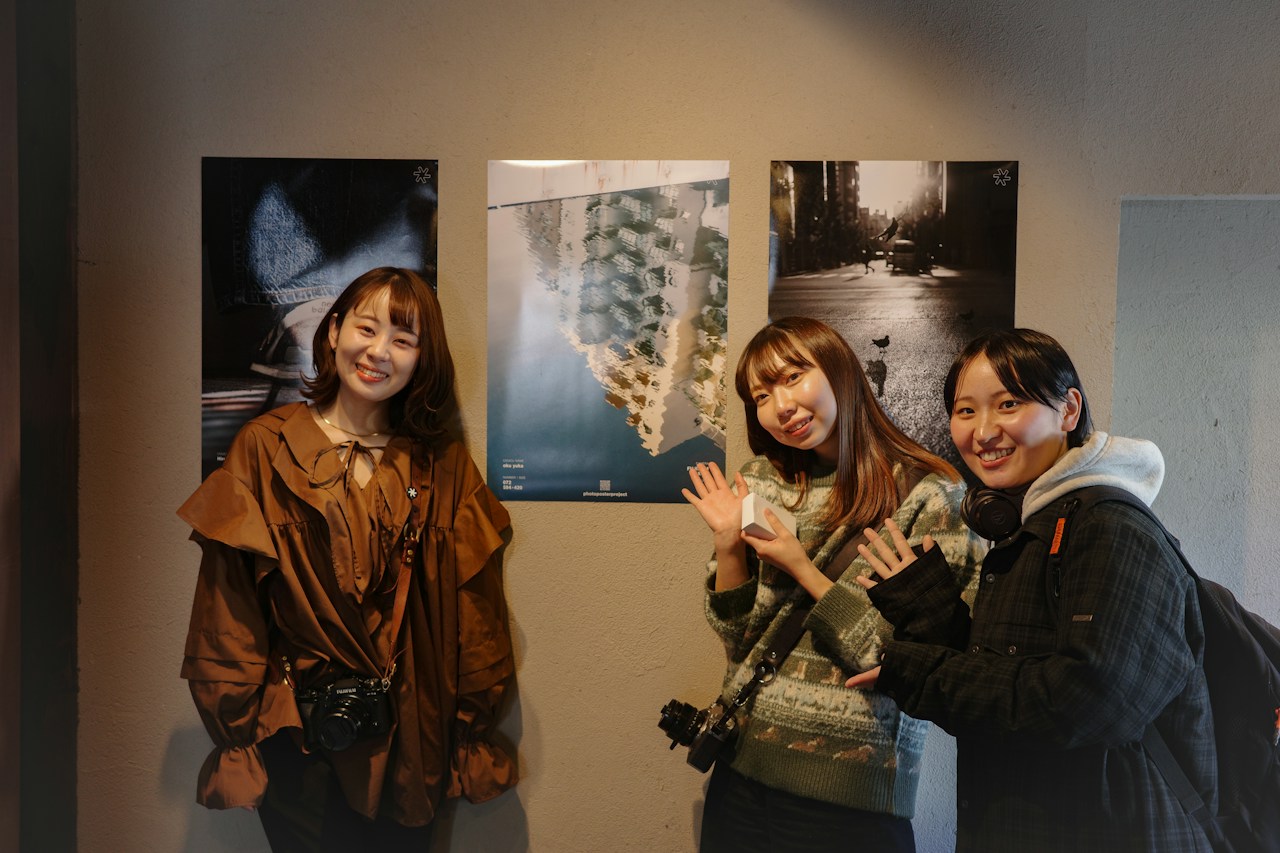 photo poster project | Connecting with Others Just Because You Love Photography by 月うさぎ | Runa | ISSUE #47