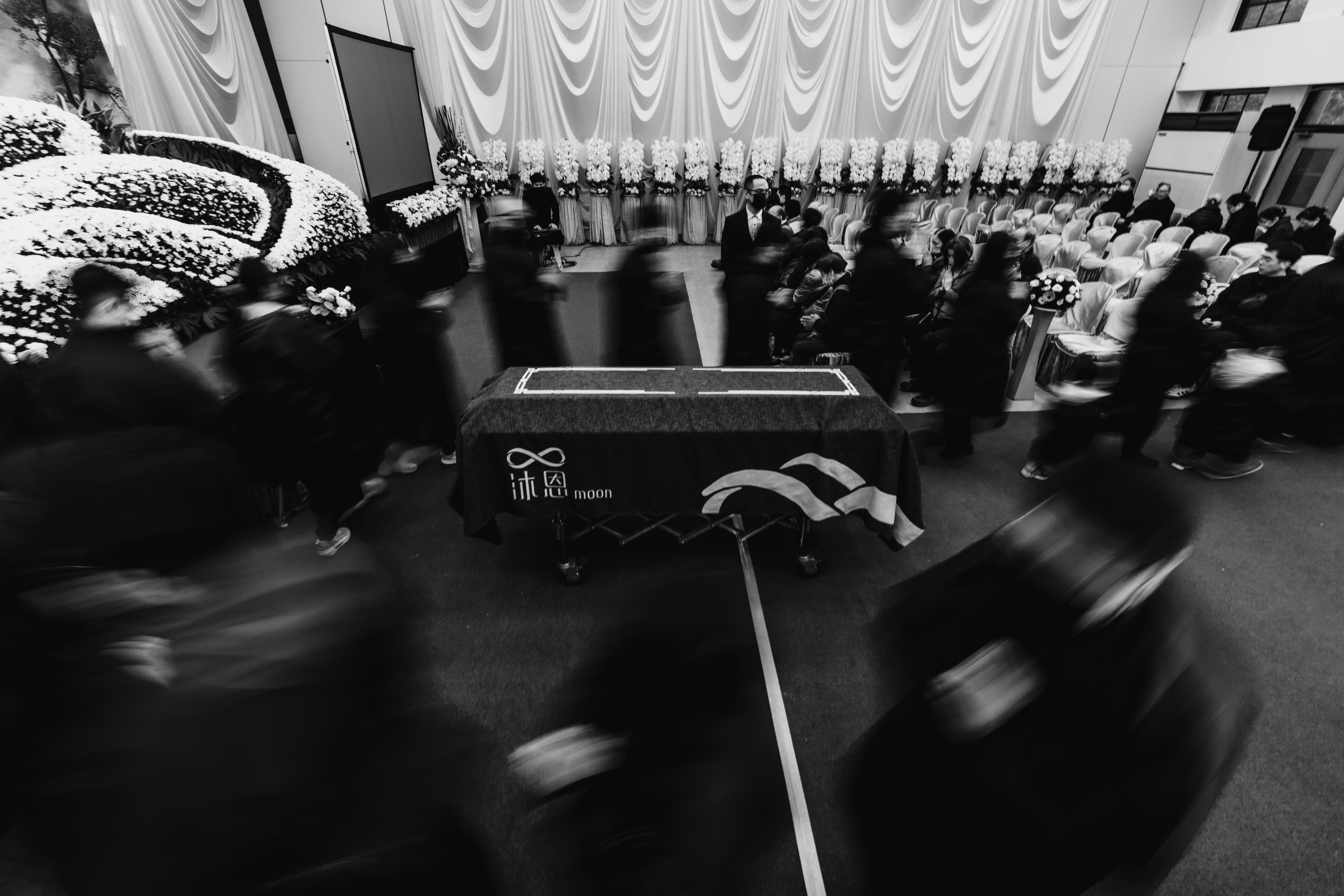 2026-05-read-your-photography-farewell-circle-image-9