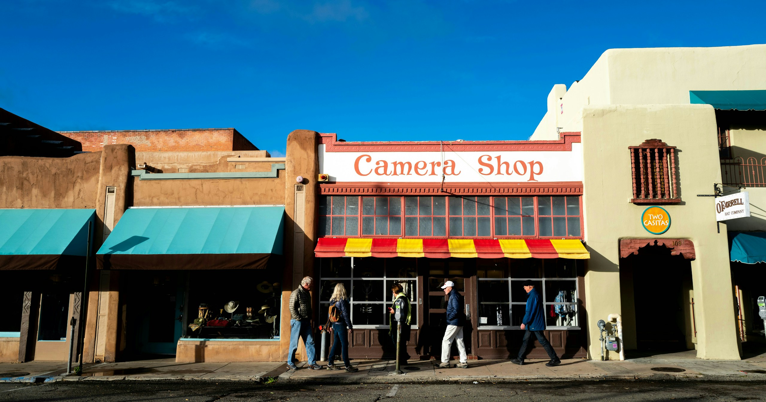 Seeking a New Space to Connect Photography Culture, Even as Camera Shops Fade Away | Release #521