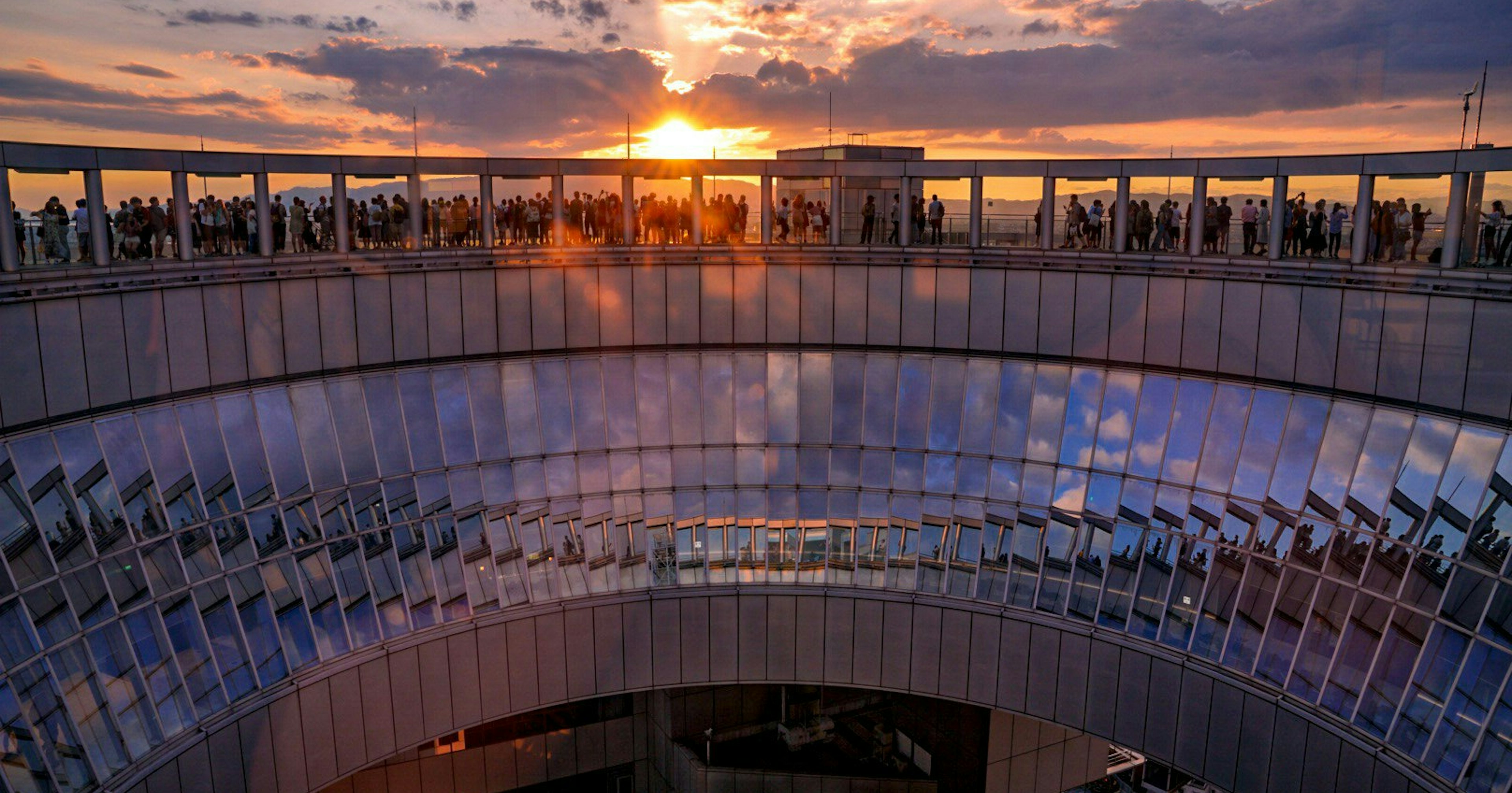 2025-08-photo-poster-project-in-osaka-august-cover-image