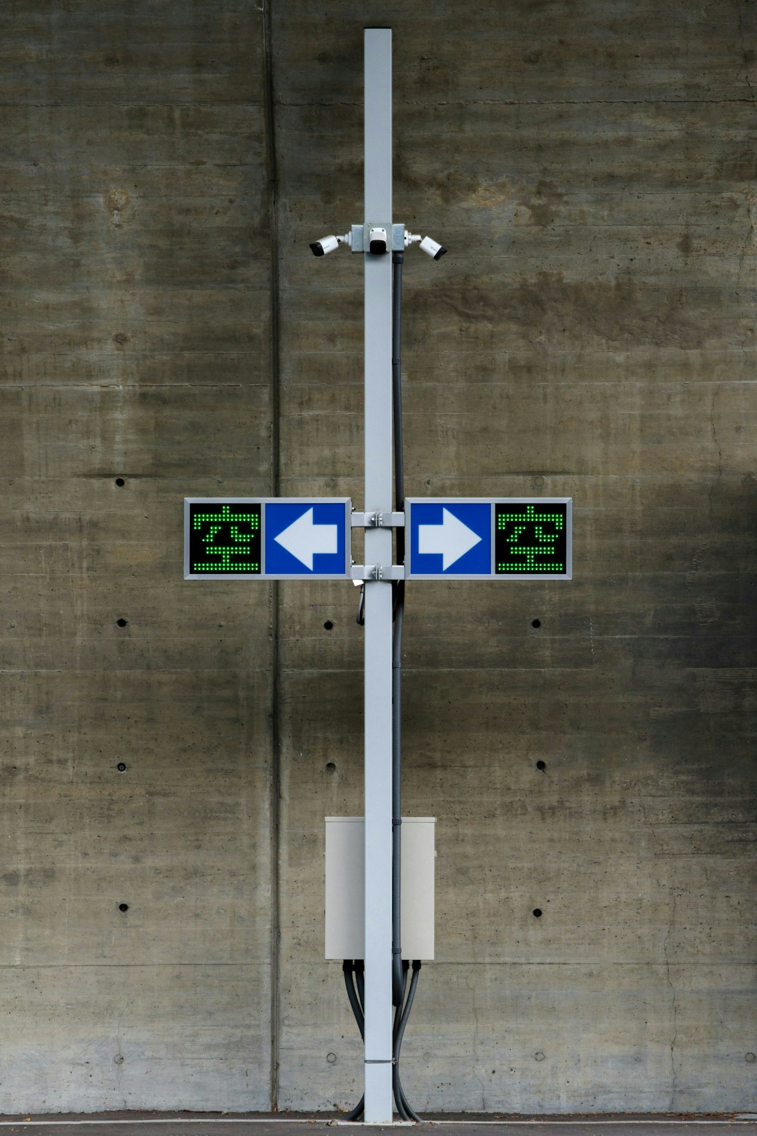 2025-01-symmetry-photography-tips-image-5
