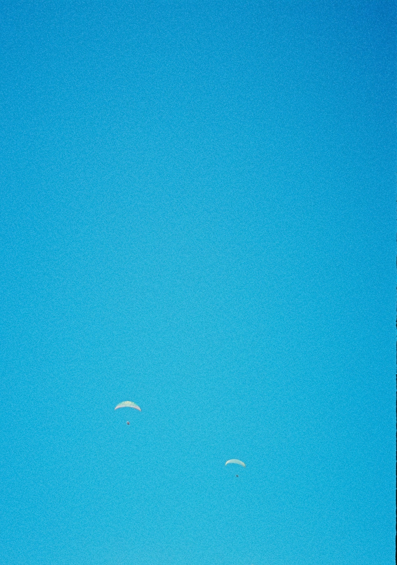 2026-06-negative-space-photography-image-12