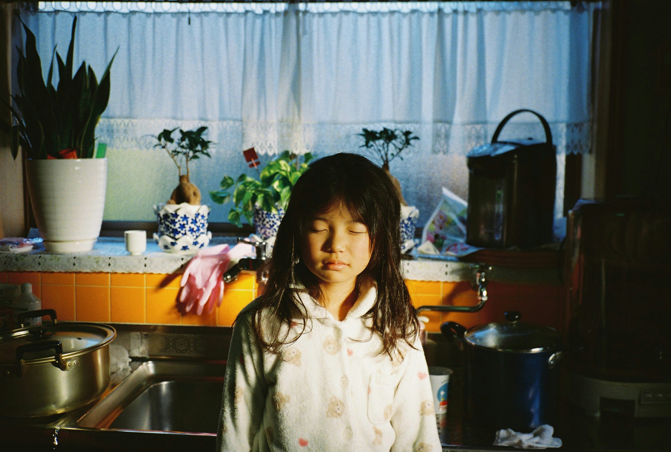 2026-04-framing-everyday-contax-t2-image-11