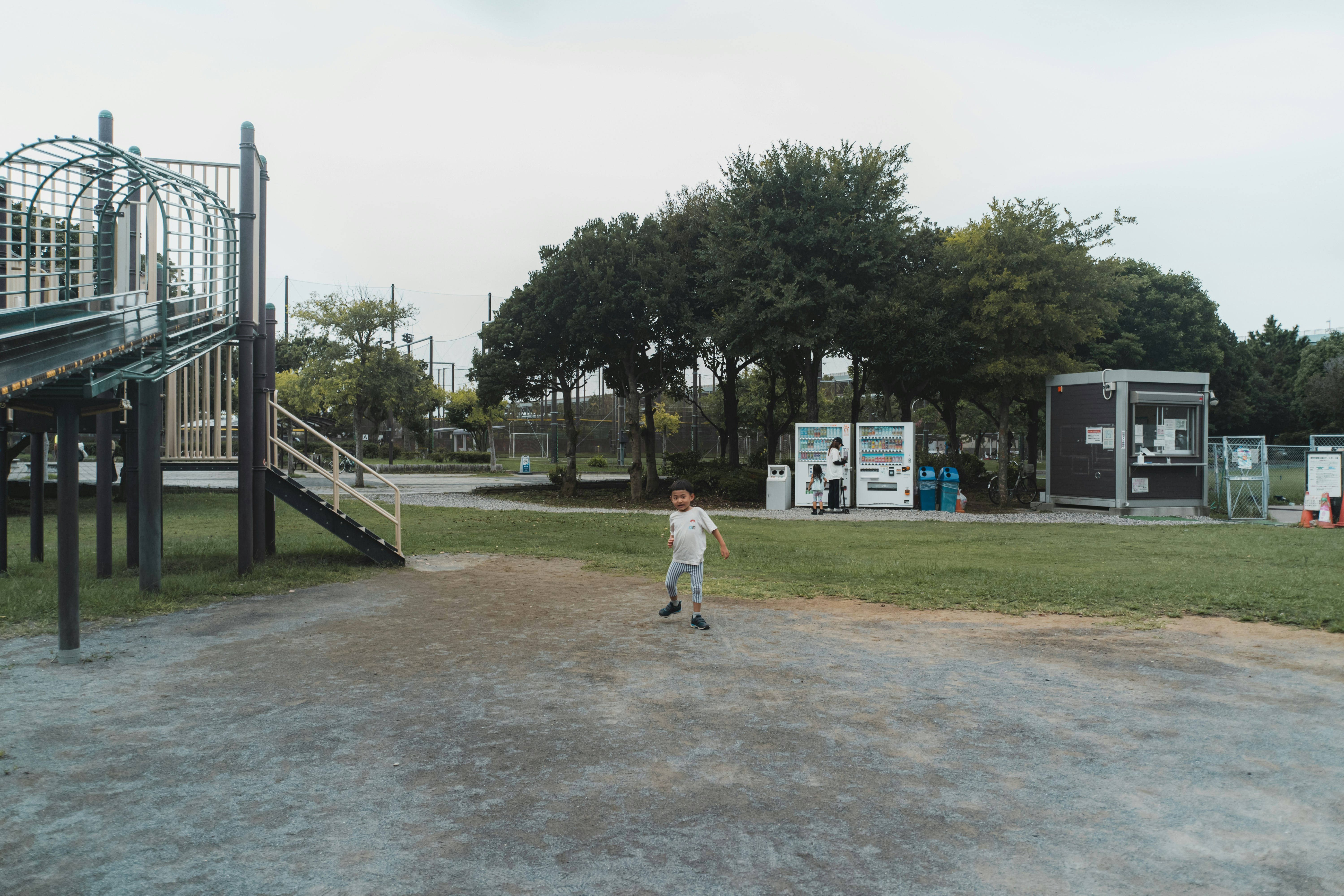 2025-11-fujikko-beyond-camera-again-image-16