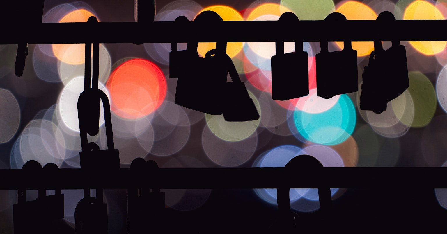 2025-06-meta-ai-photo-privacy-cover-image