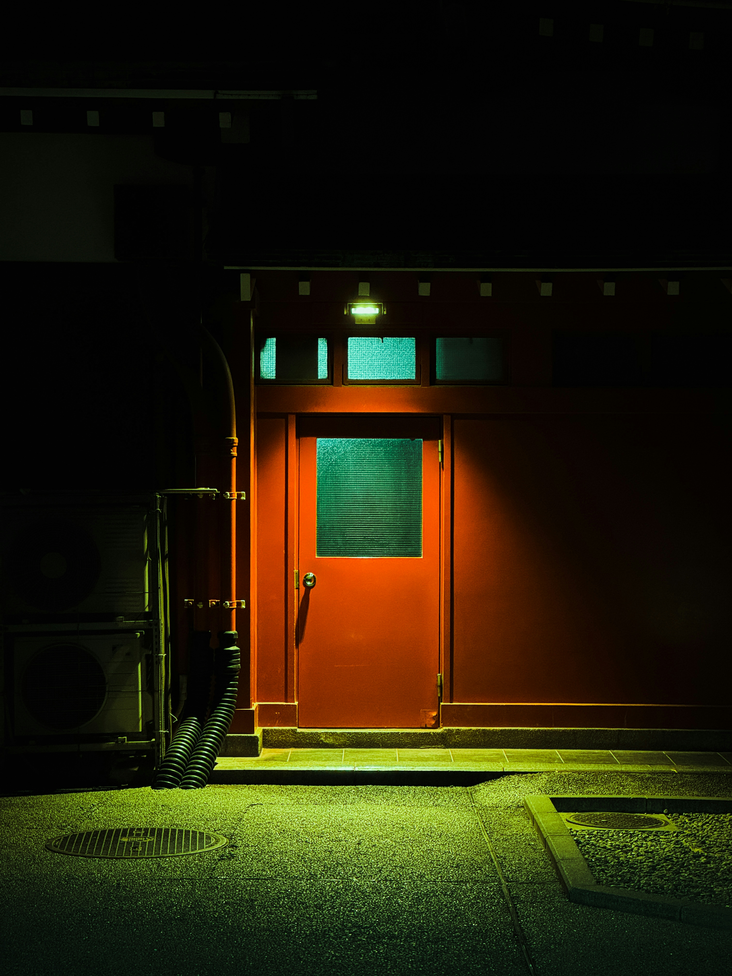 2026-05-find-new-pieces-door-image-12