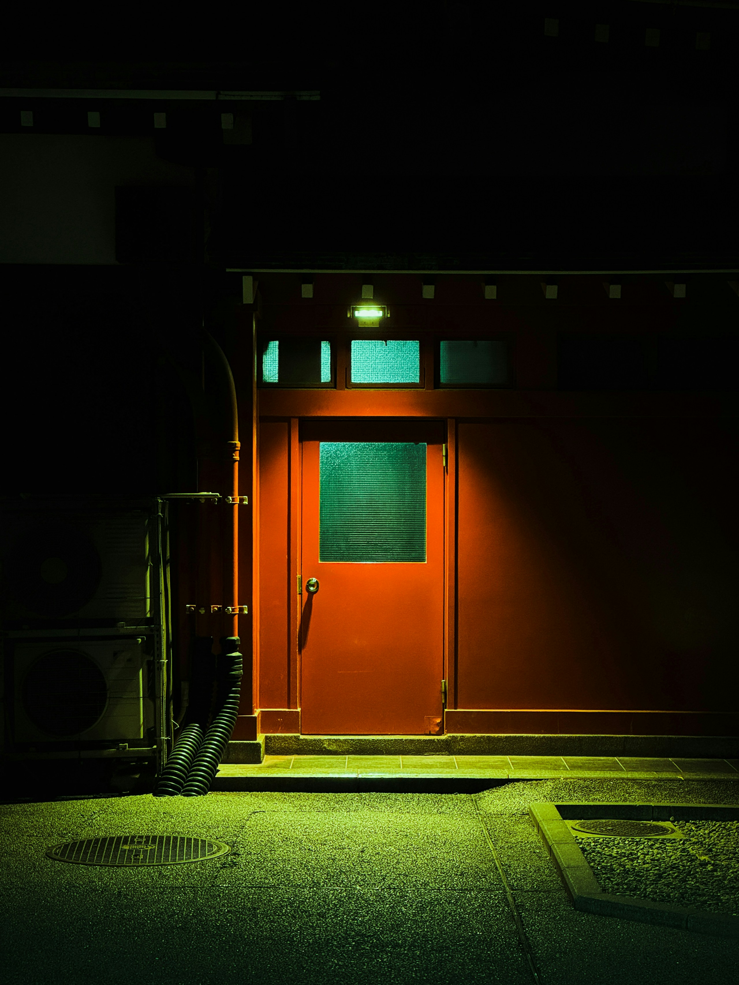 2026-05-find-new-pieces-door-image-12