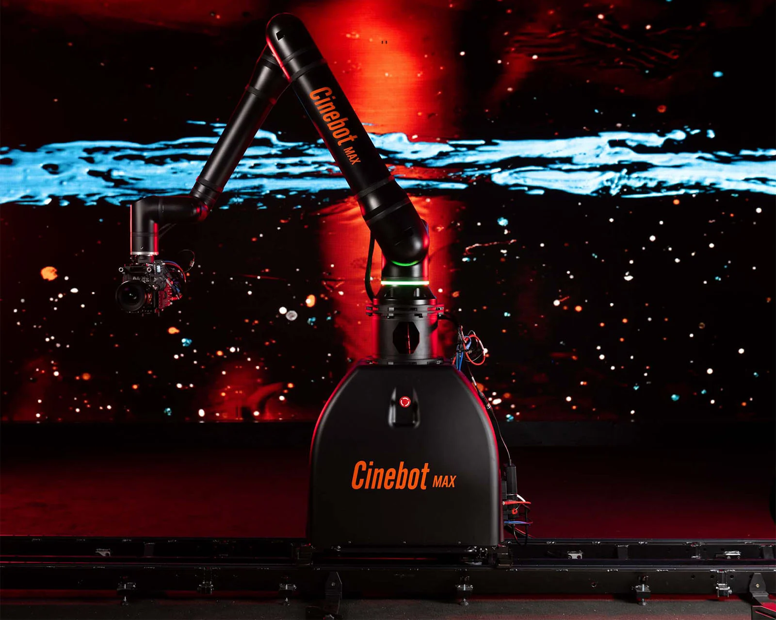 การถ่ายภาพตามจินตนาการ MRMC เปิดตัวหุ่นยนต์กล้อง "Cinebot Max" | Release #100
