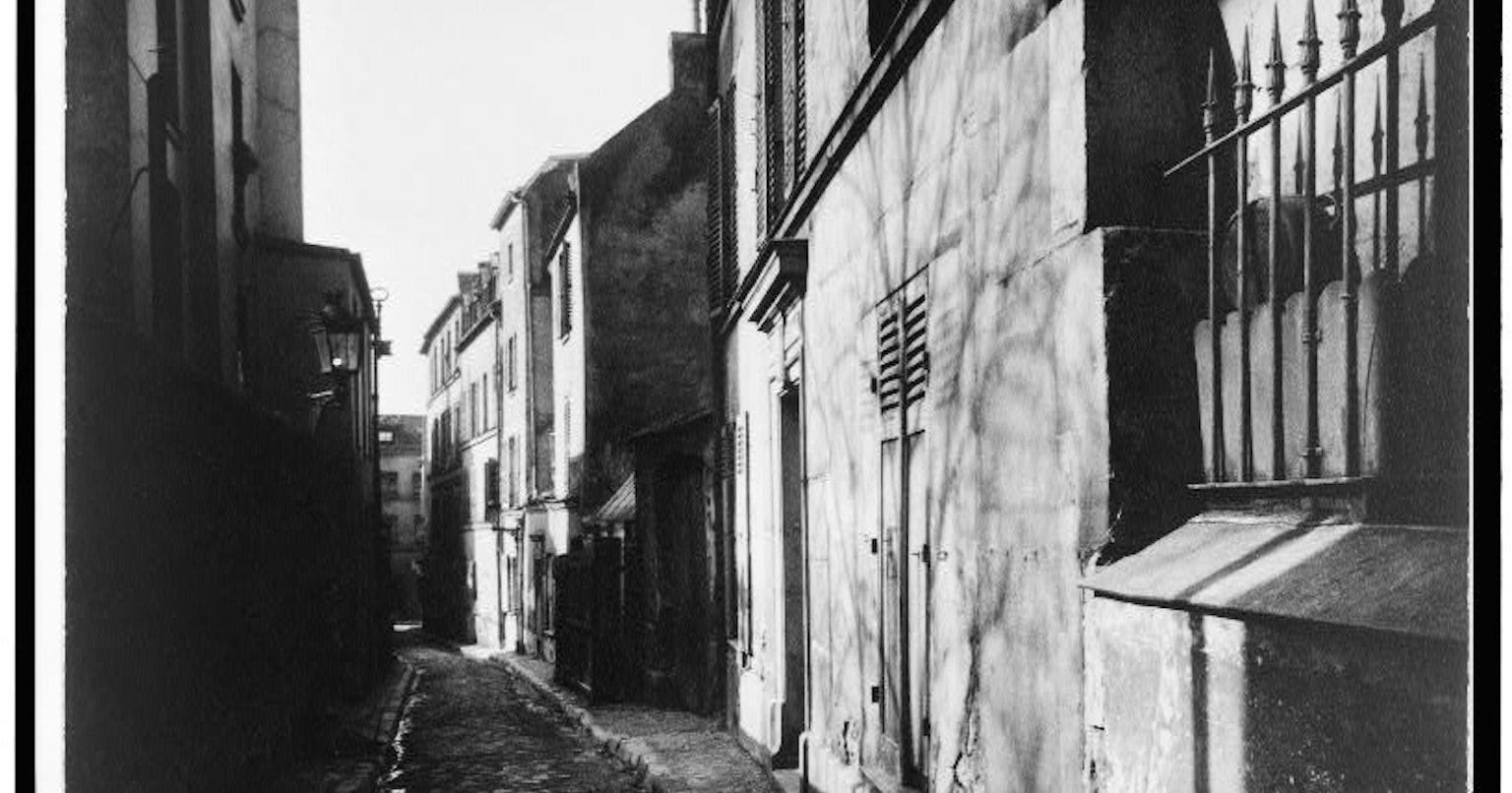 2023-10-concept-of-aura-explained-by-atget-cover-image
