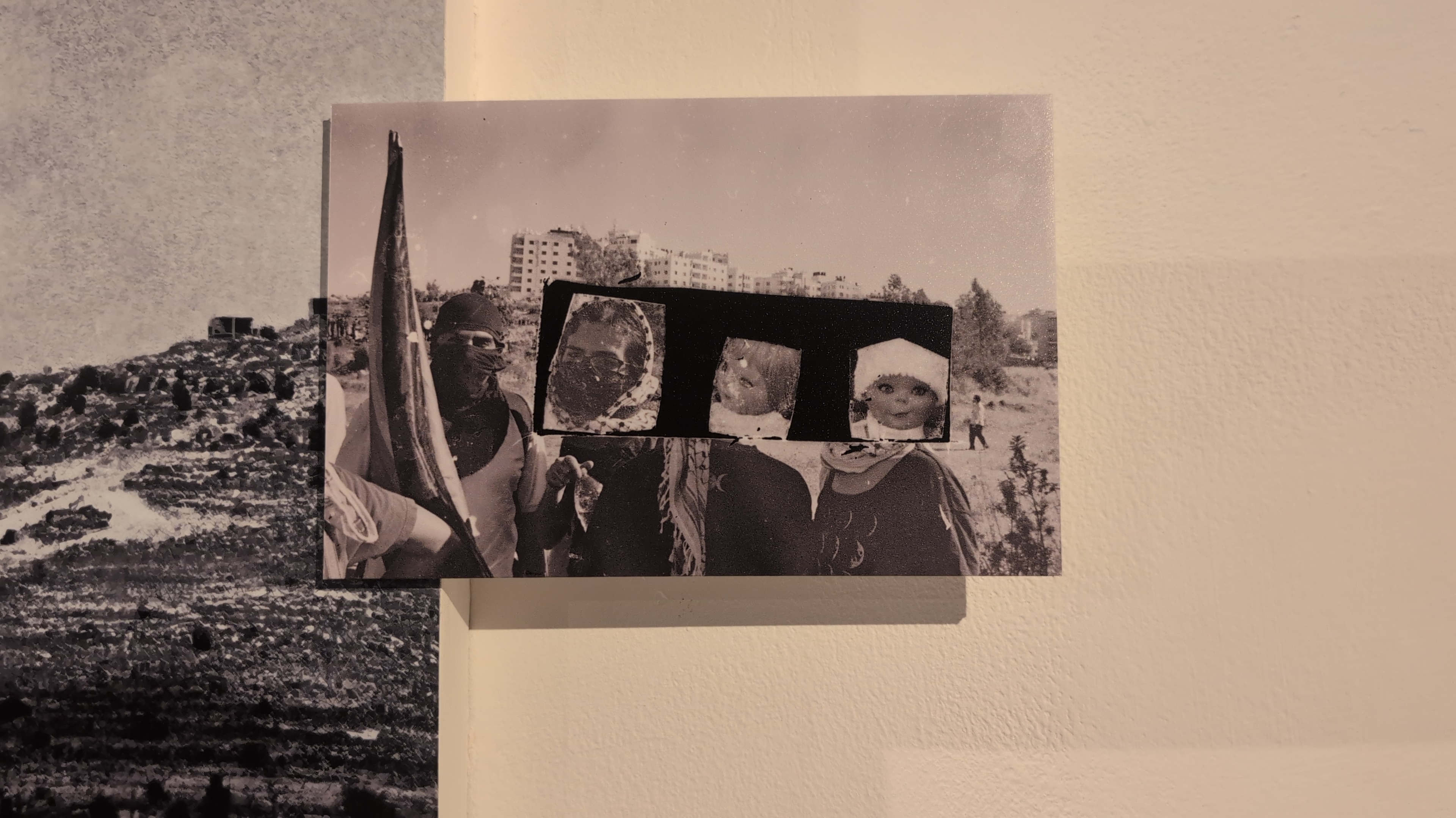 Ahmed Alaqra『How to Fabricate a Memory?』の展示風景
