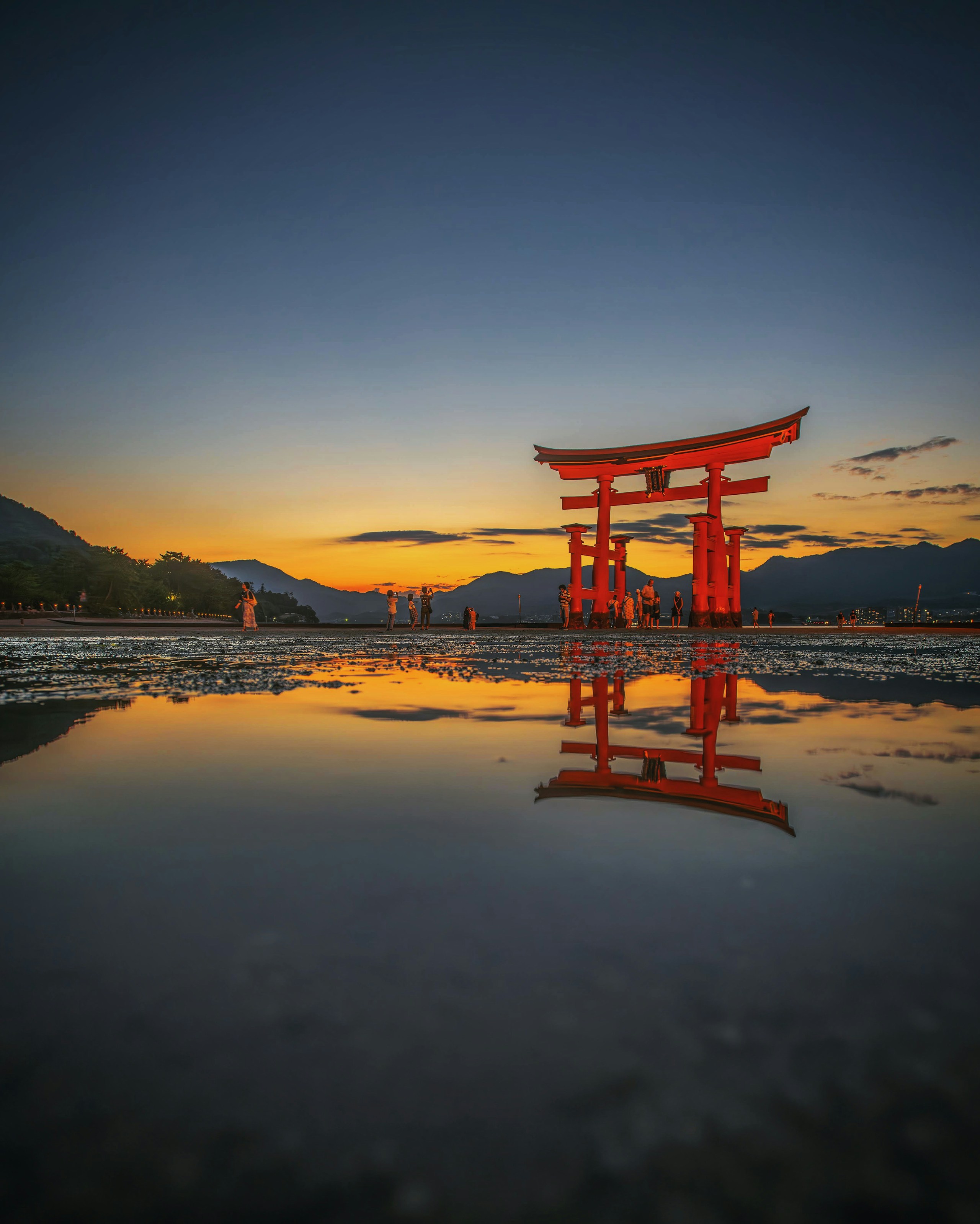 Image by sukko