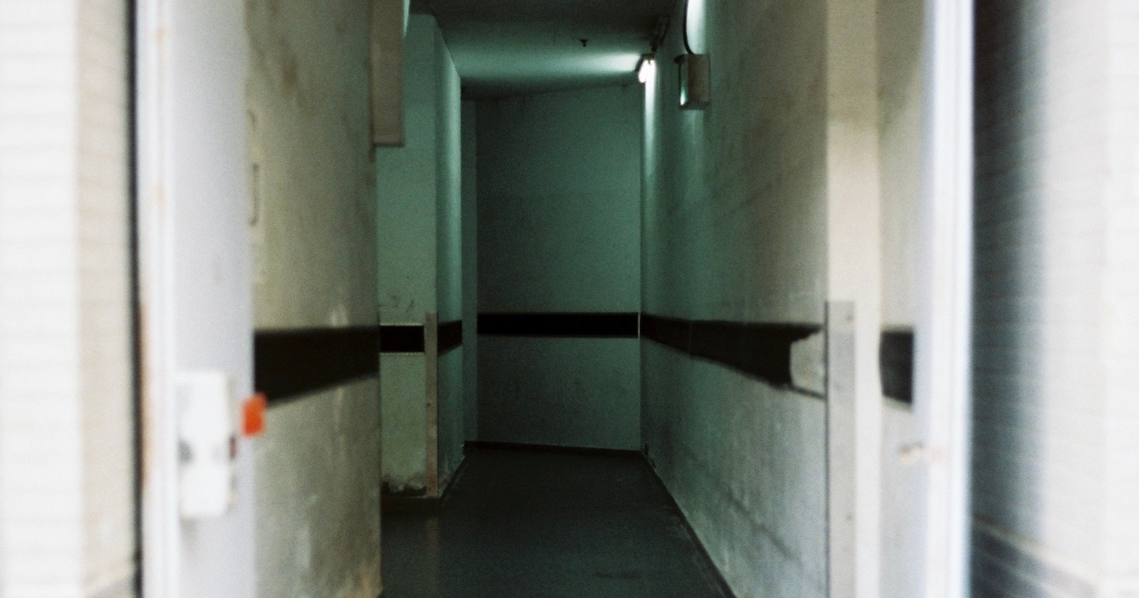 #door | Tracing the Presence Beyond | Focus #688