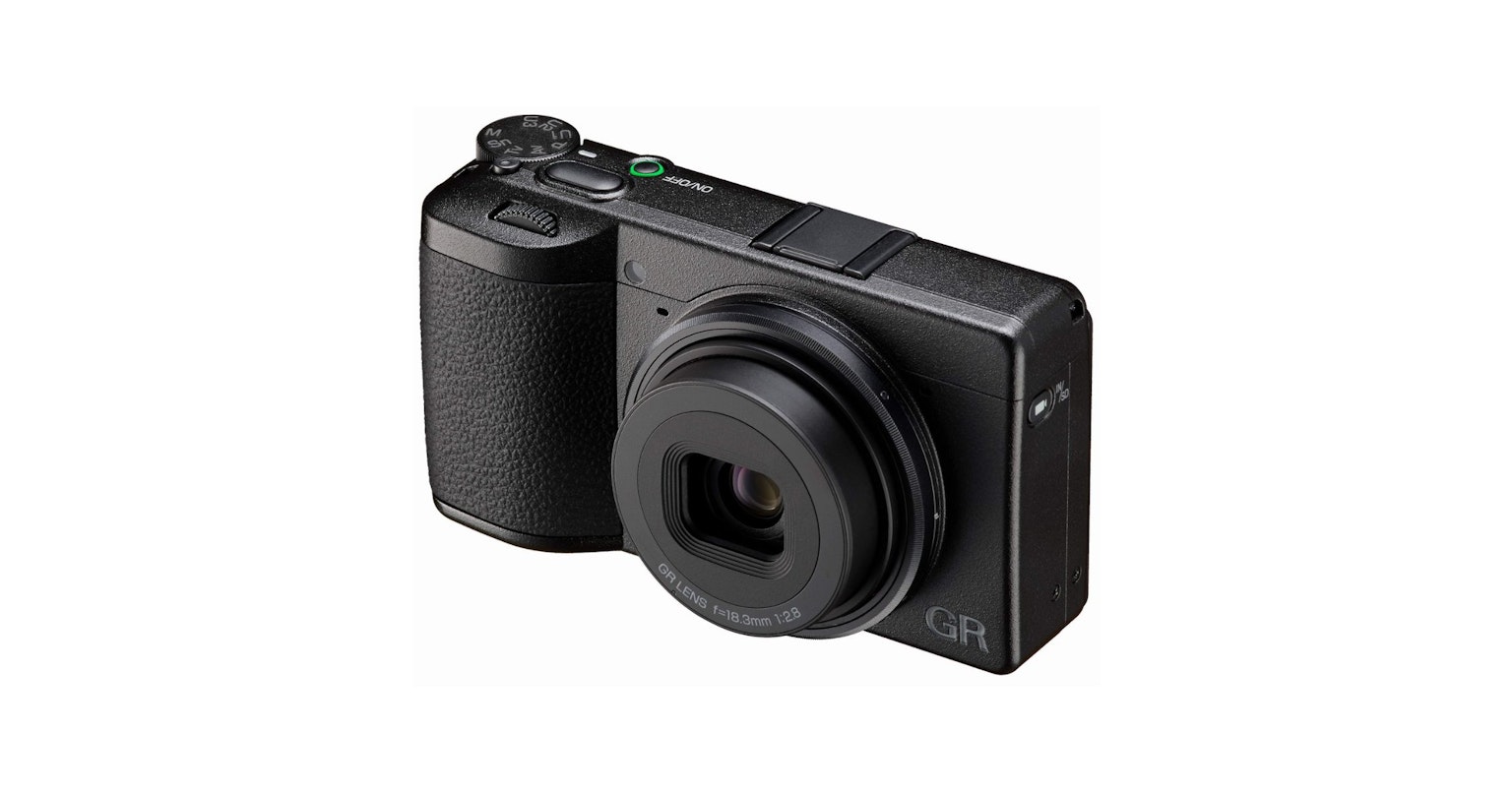 2025-05-ricoh-gr-iv-image-2