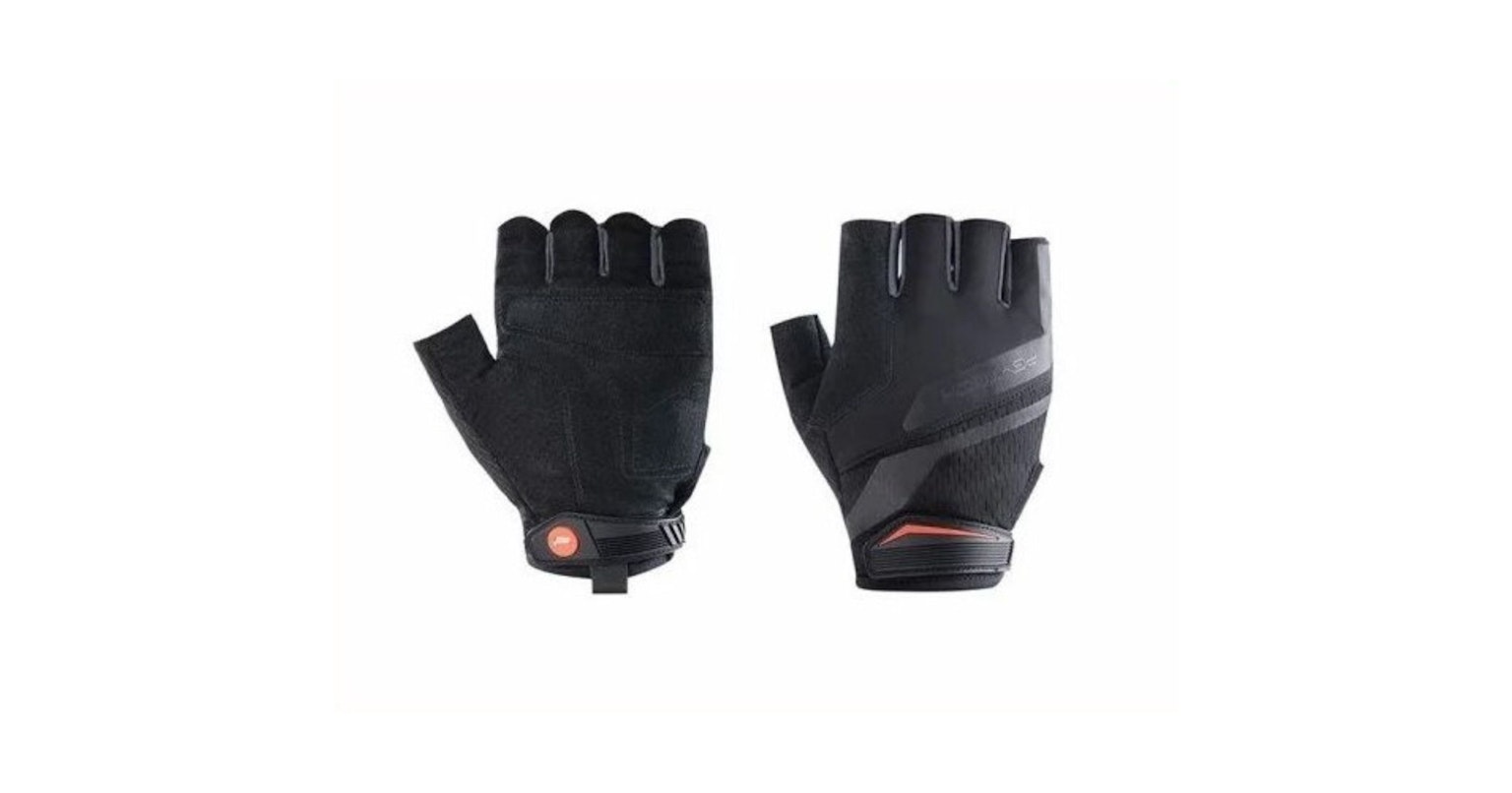 2024-03-shooting-gloves-2-cover-image