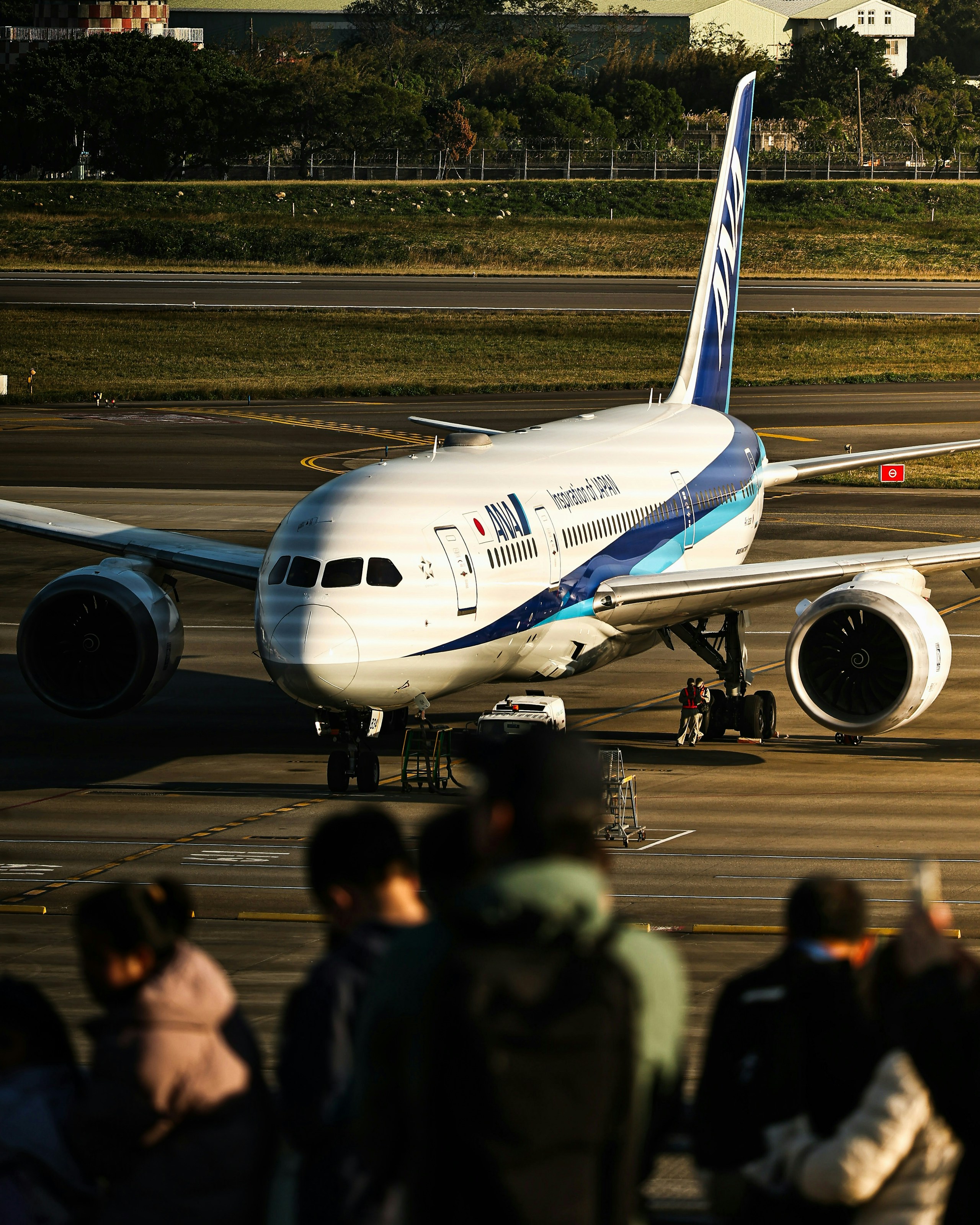 2026-03-find-new-pieces-airplane-image-16