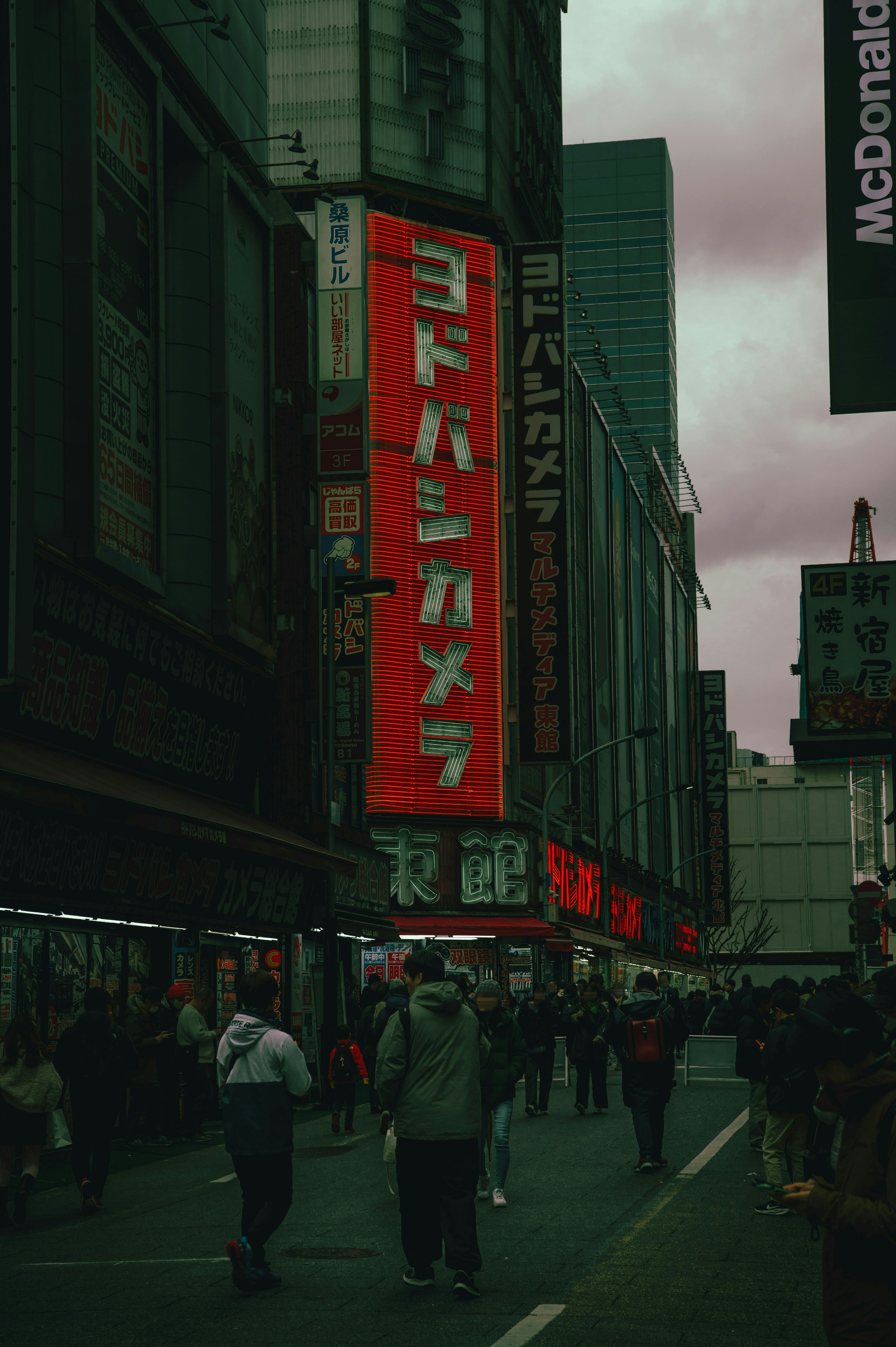 2025-05-shinjuku-camera-stores-image-13