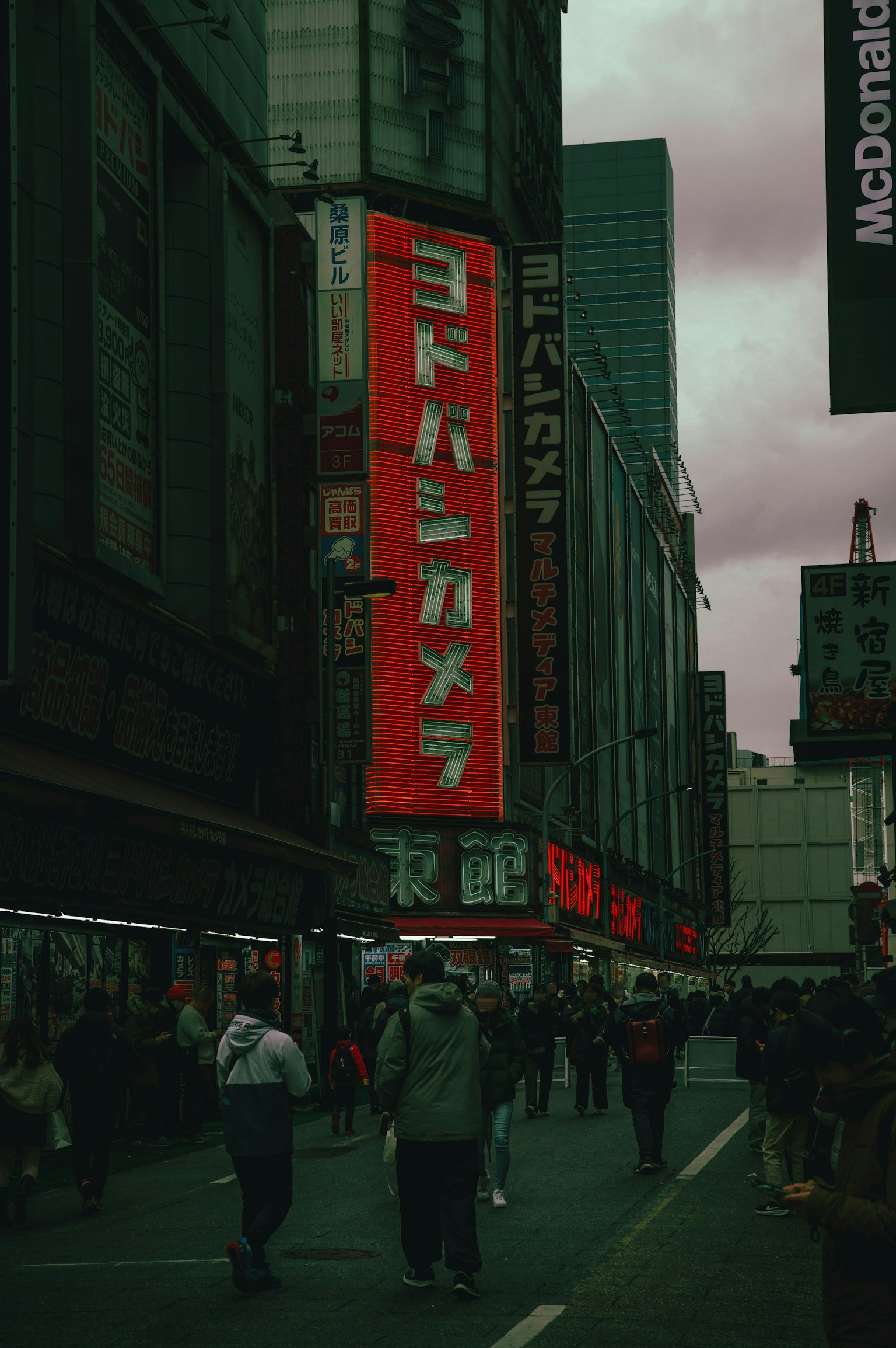 2025-05-shinjuku-camera-stores-image-13