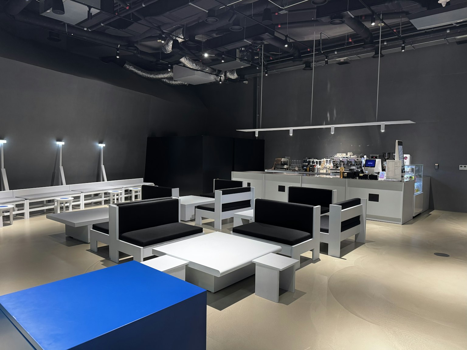 2025-06-photo-sema-opening-image-6