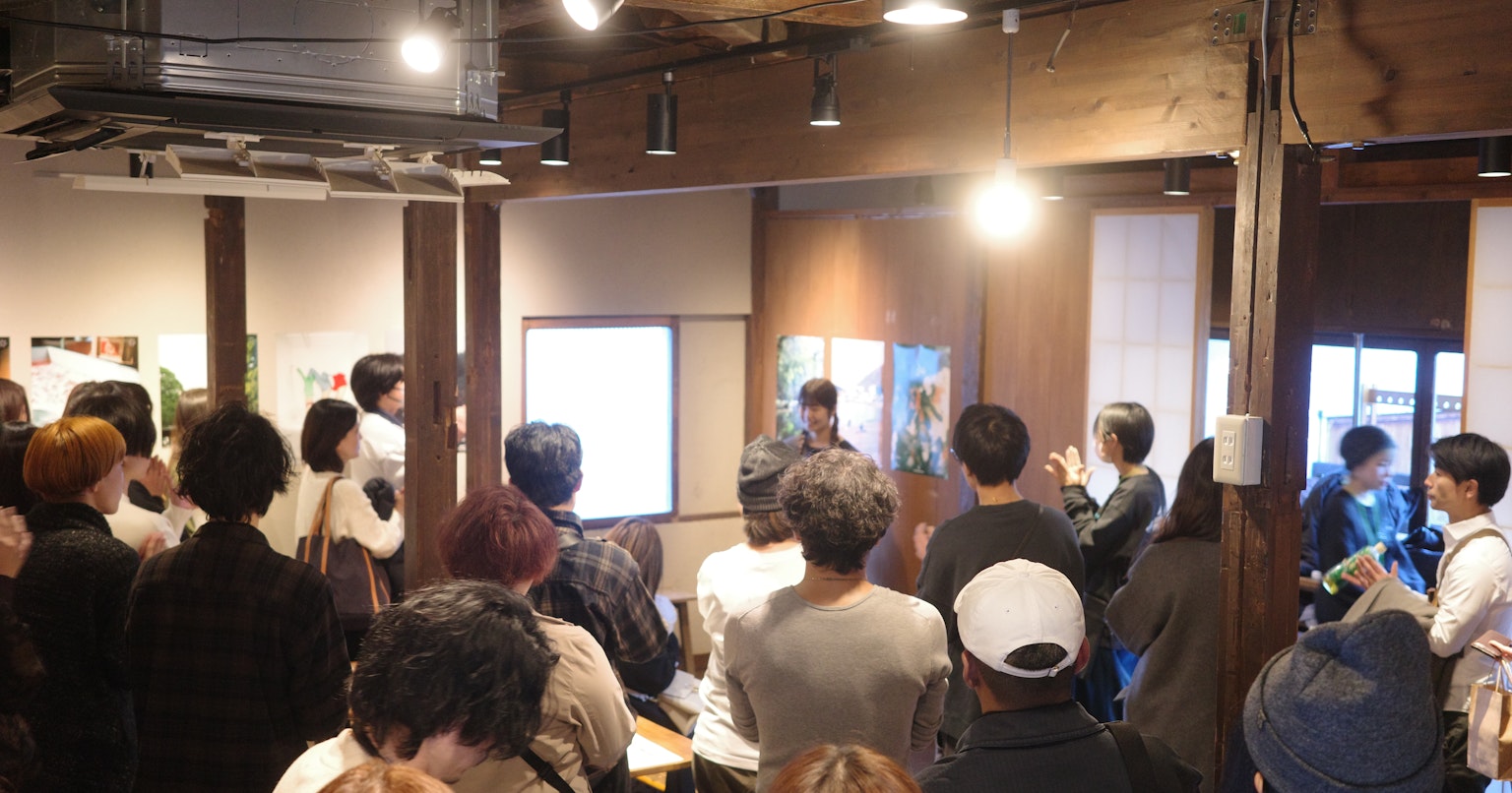 2025-02-photo-poster-project-in-tokyo-report-cover-image