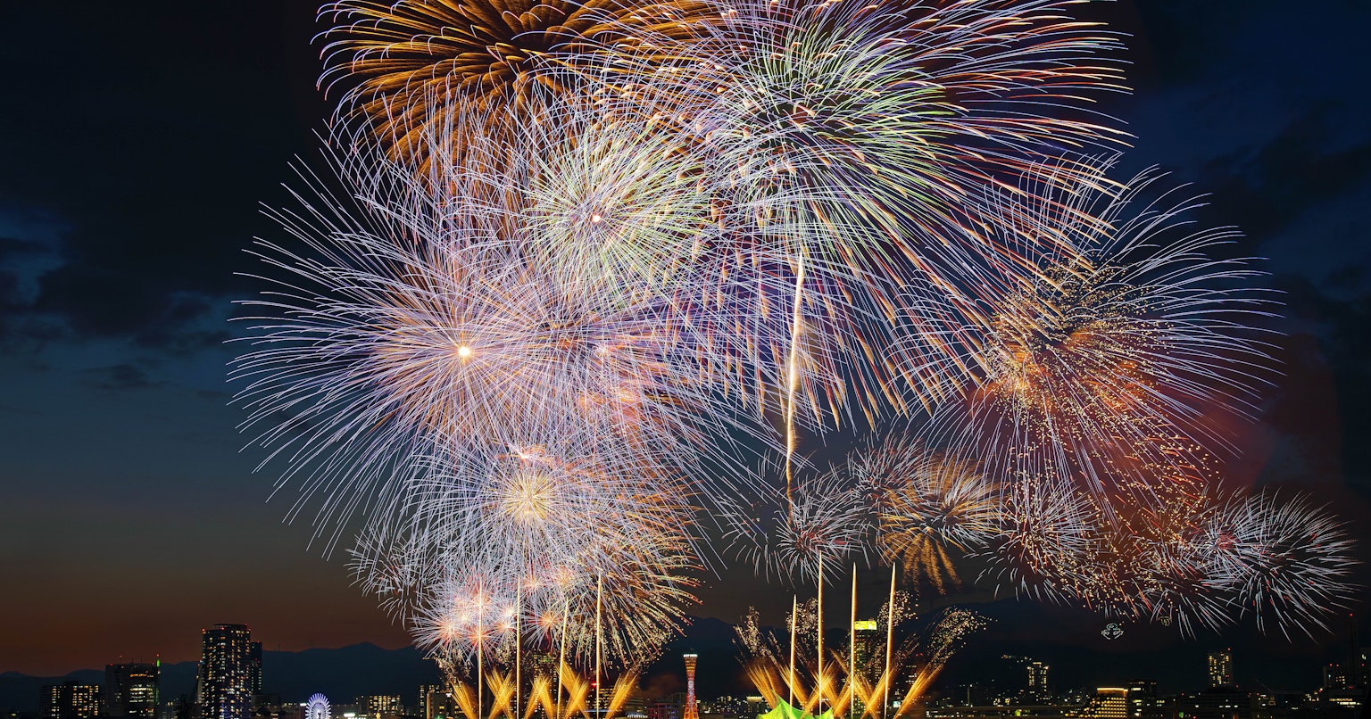 2024-08-fireworks-photography-cover-image