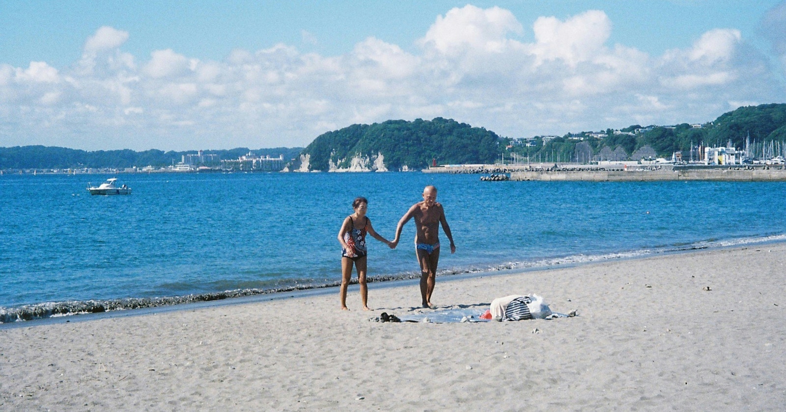 Threads 発掘企画 | find new pieces『film』| まだ見ぬ才能に出会う | Focus #710
