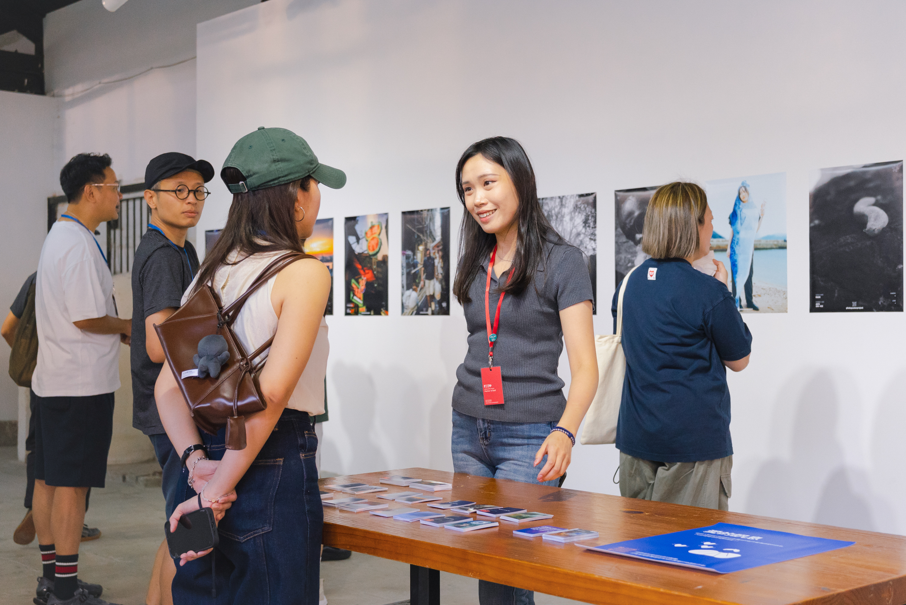 photo poster project in HongKong: Eindrücke aus dem 1a space | Release #925