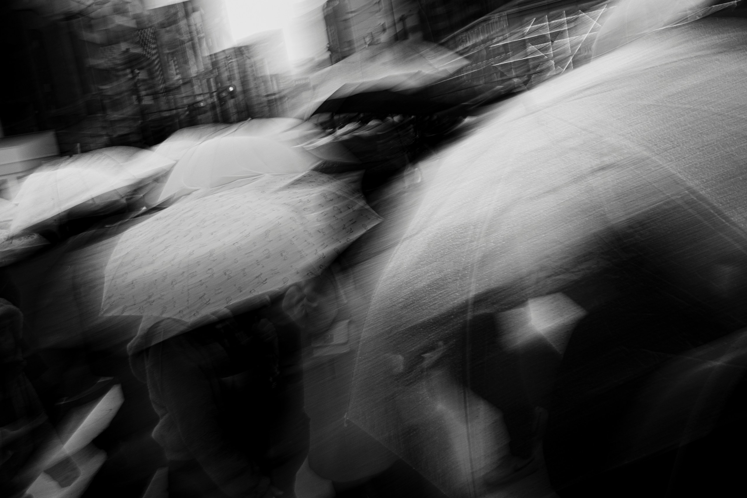 2026-08-photographing-the-city-after-rain-image-5