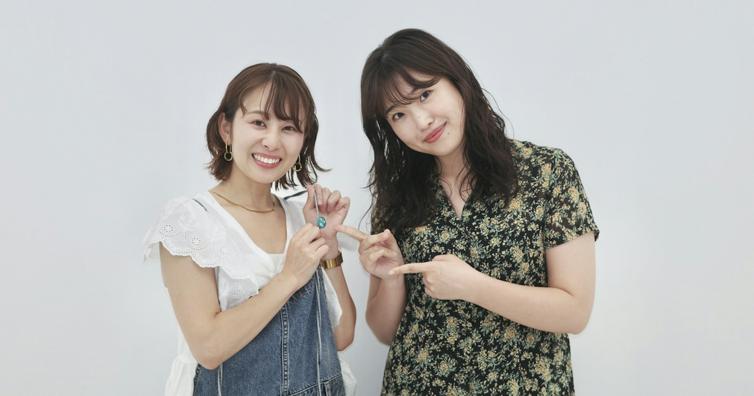 photo poster project | Teamgespräch | 穂(スイ) × oku yuuka | Was gerade durch die Beschränkung auf Frauen sichtbar wurde I ISSUE #276