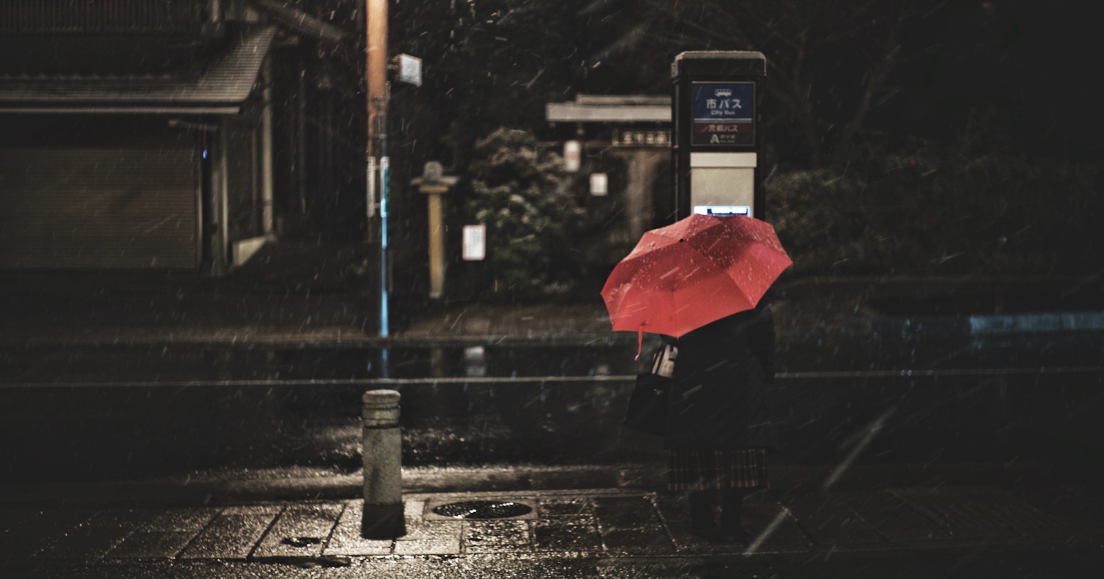 Nächtliche Streifzüge: Mit der Kamera auf nächtliche Street Photography | Focus #49