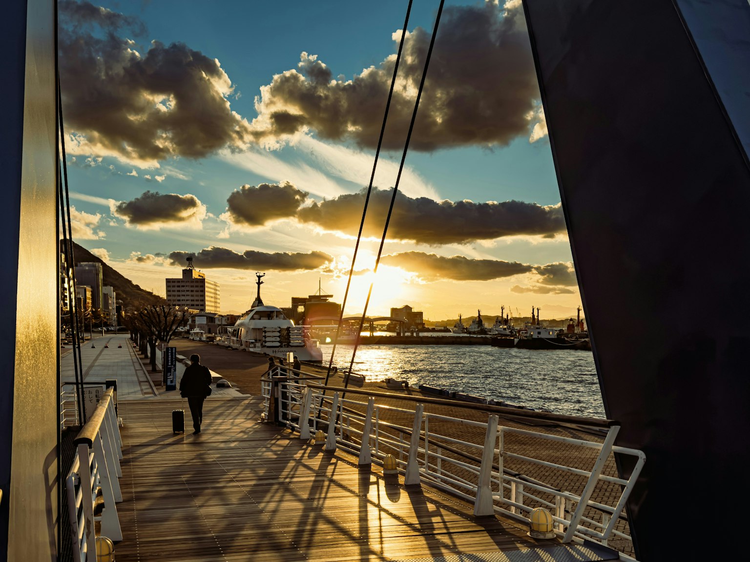 2025-10-evening-report-image-7