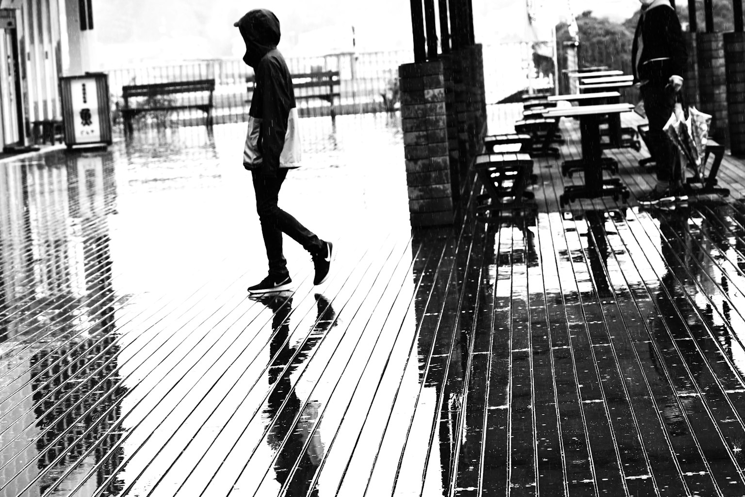 2024-06-reflection-photography-image-9