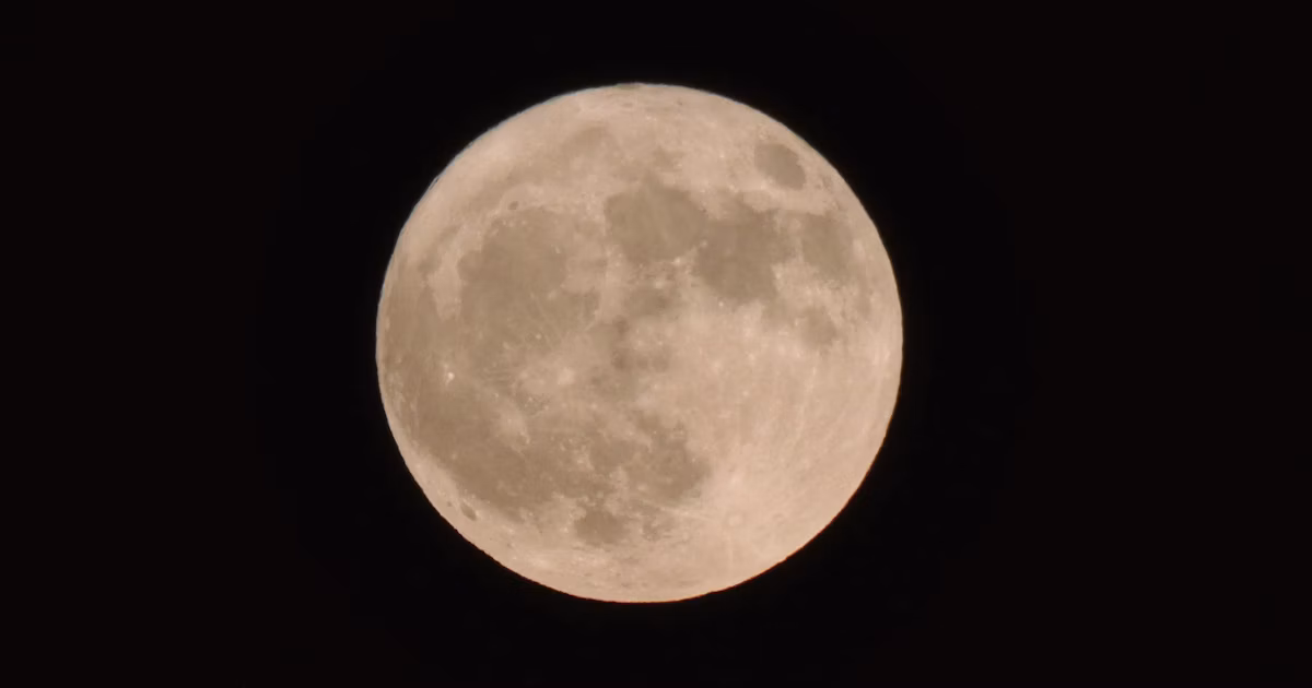 Mit dem Smartphone fotografierter Mond: Wunder der Bildgebung oder Mangel an Authentizität? | Release #9