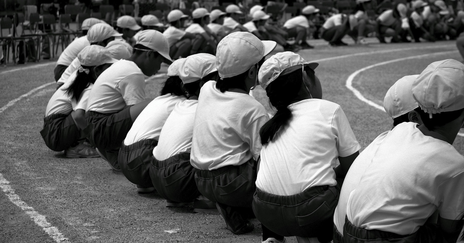 La storia della crescita dei bambini catturata attraverso l'obiettivo | Knowledge #361