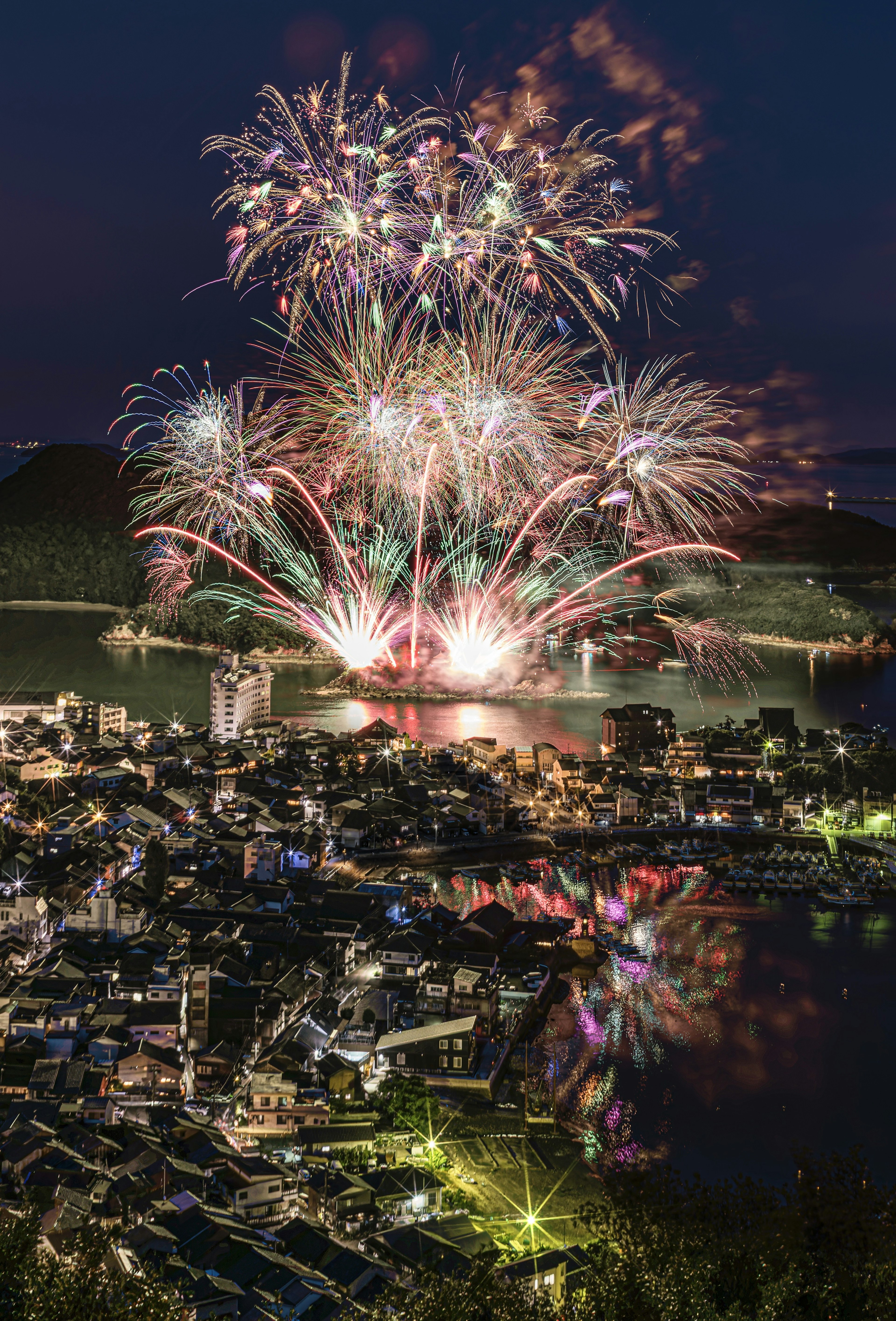 2024-08-fireworks-photography-image-12