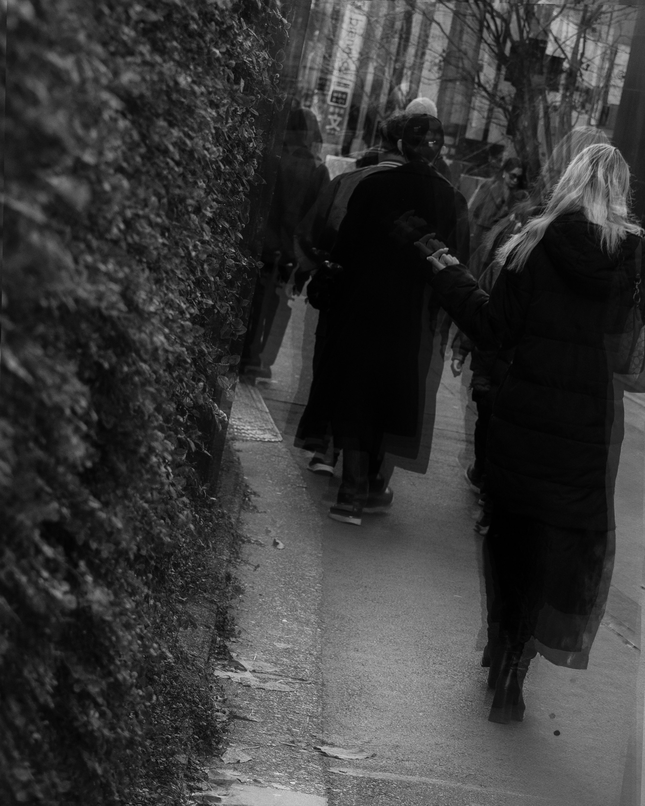 2025-07-relationship-with-photo-movie-image-12