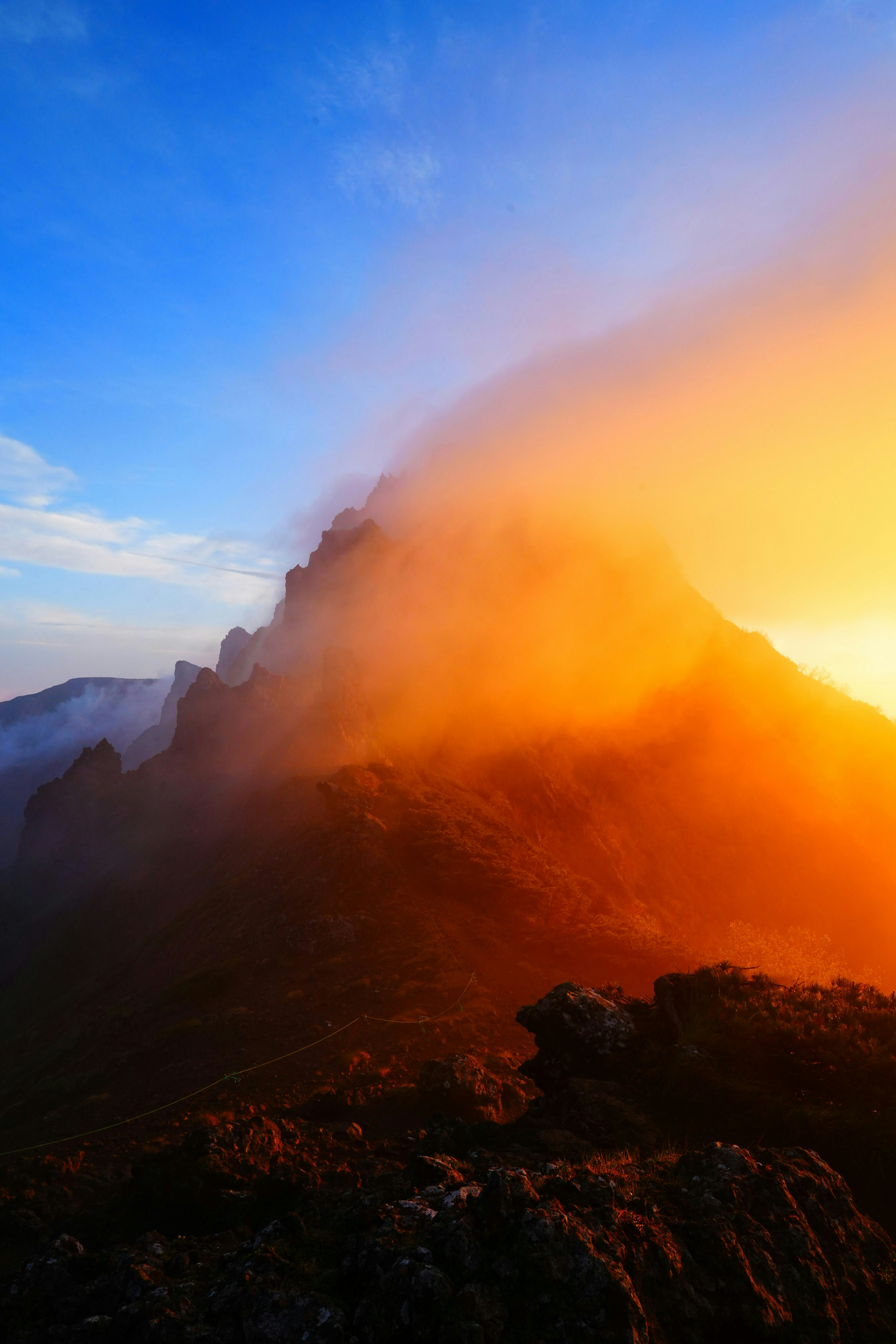 2025-06-photo-mountain-spots-image-3