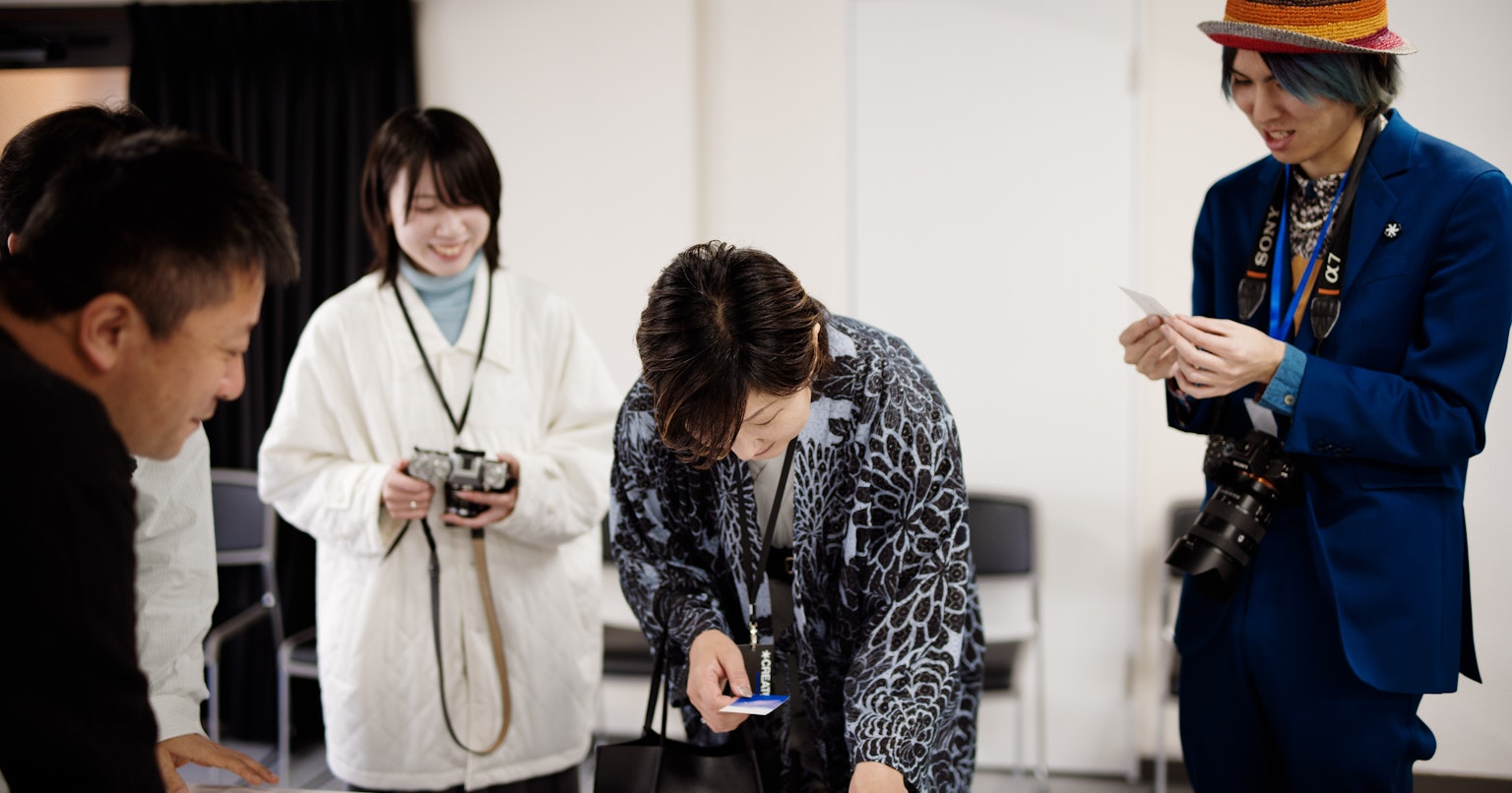 2025-04-photo-poster-project-in-tokyo-report-cover-image