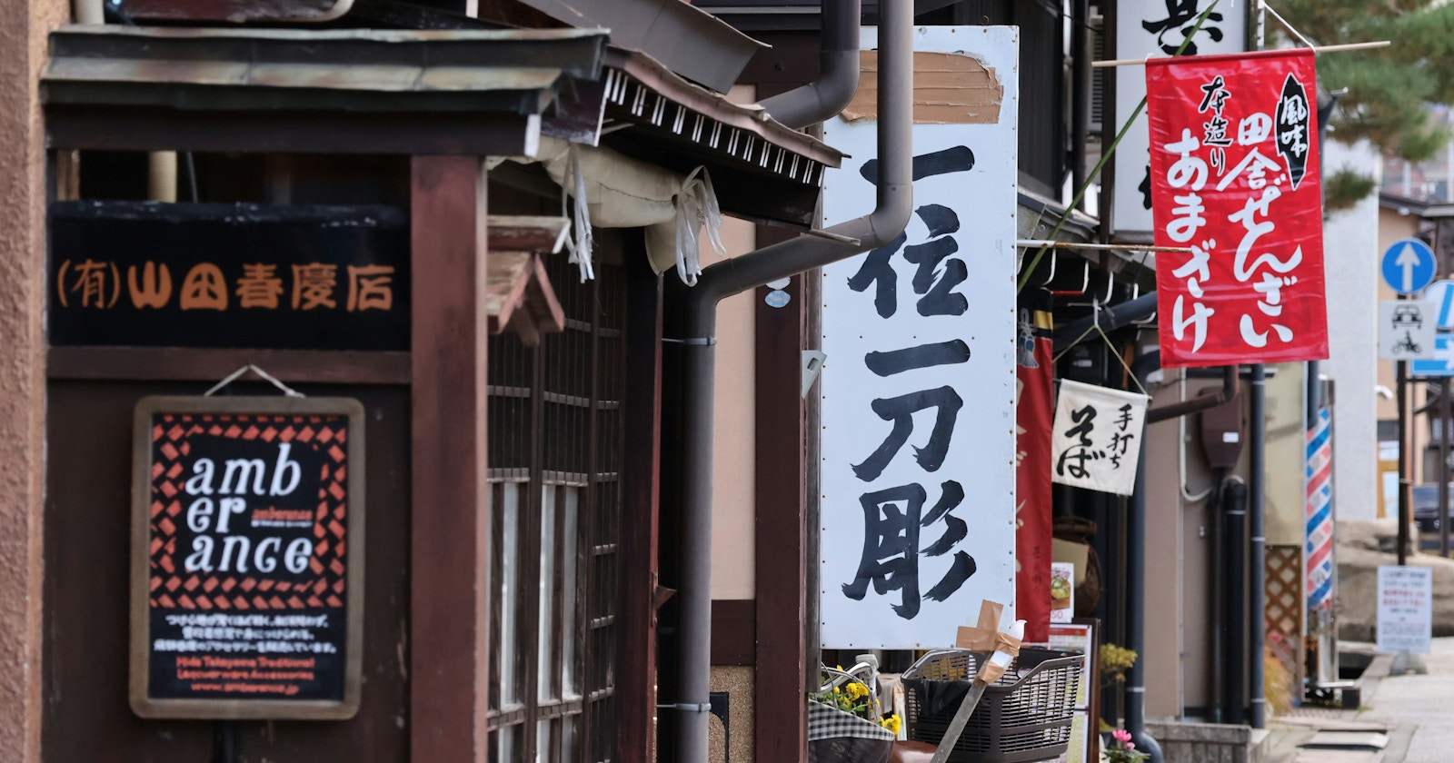 Yumi讲述 | 扩展我室内世界的相机 | Canon EOS R10 | Knowledge #193