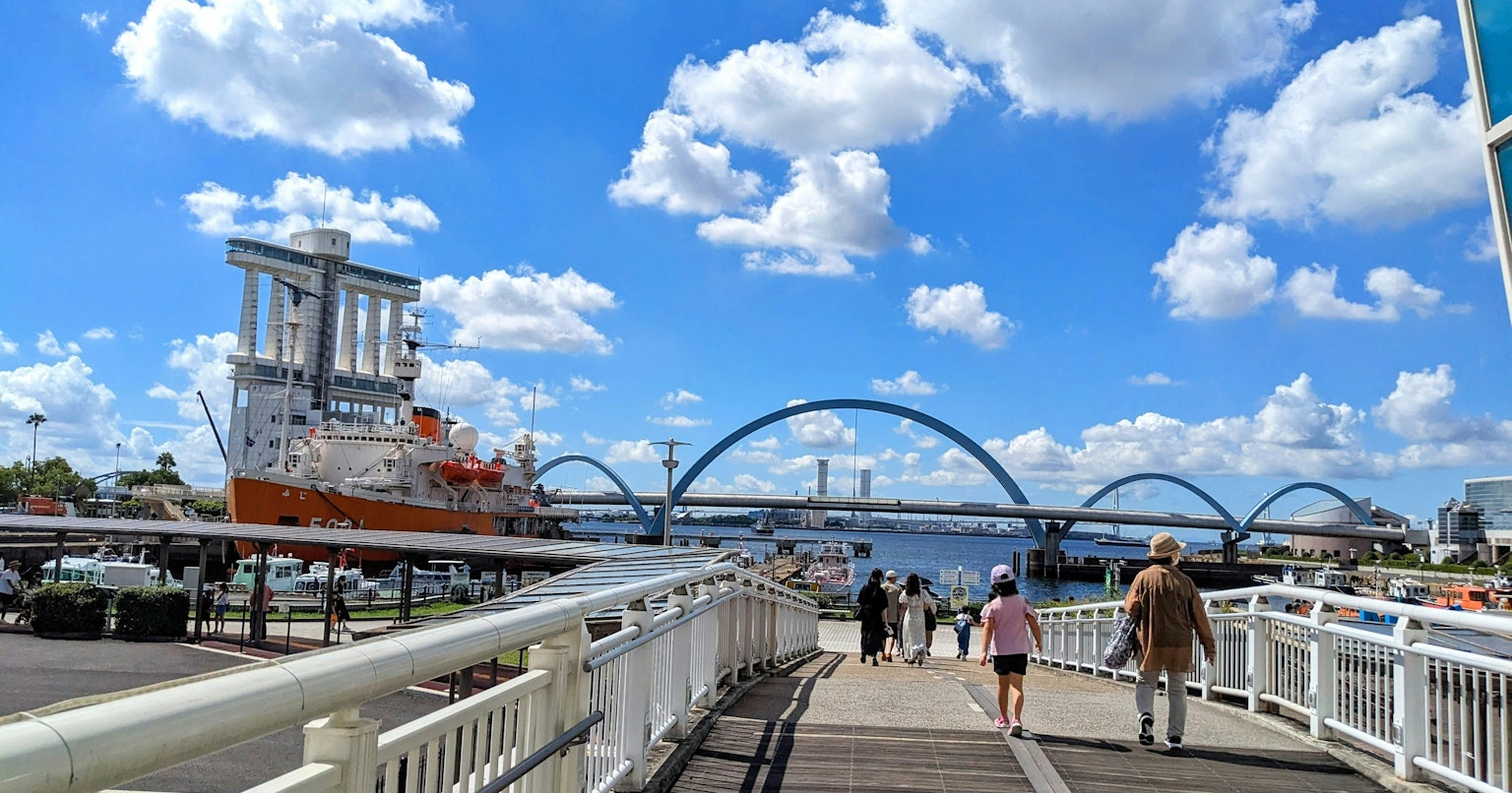 2024-08-travel-report-cover-image